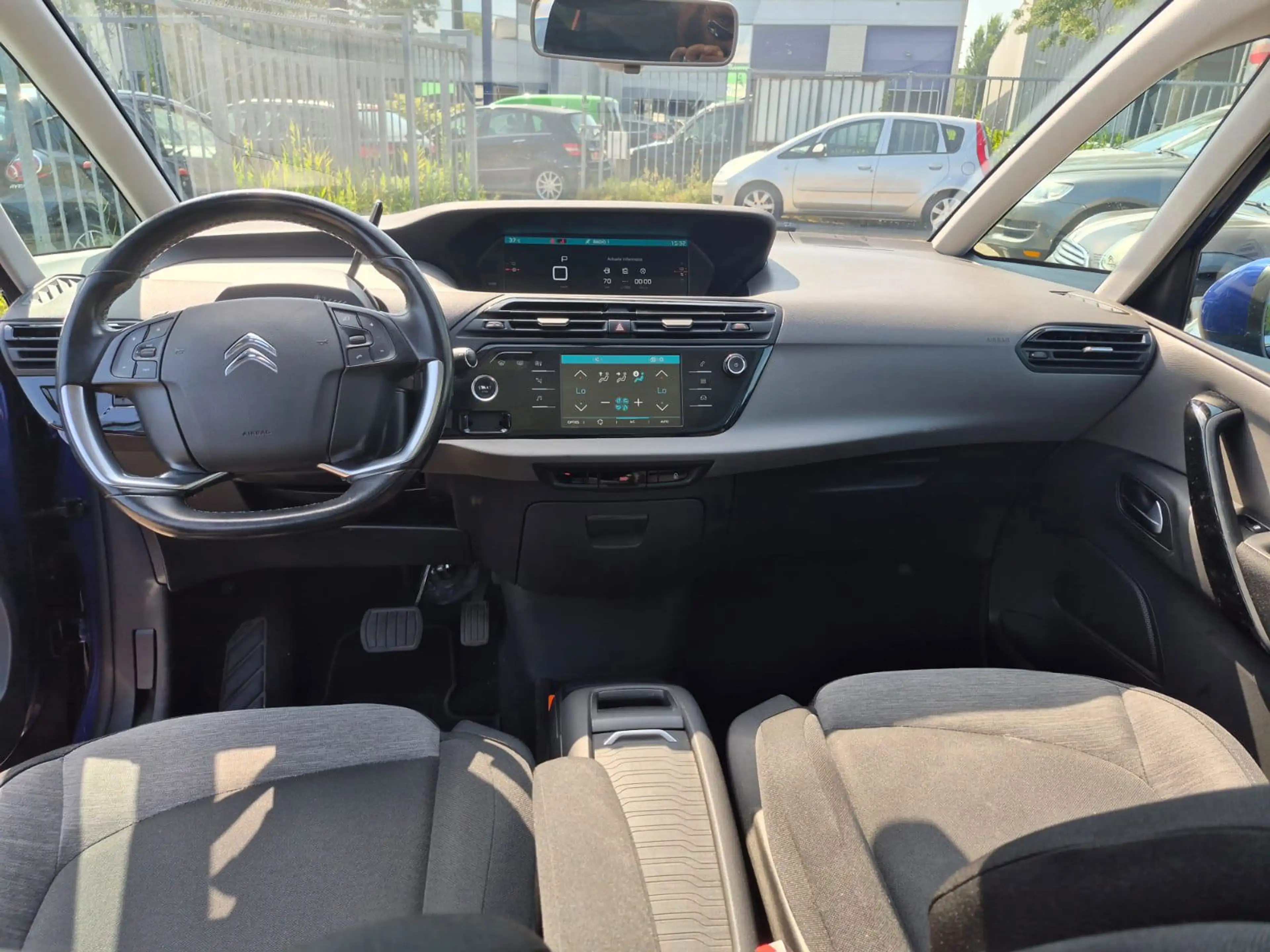 Citroen C4 Picasso 1.2 PureTech Feel — photo 9