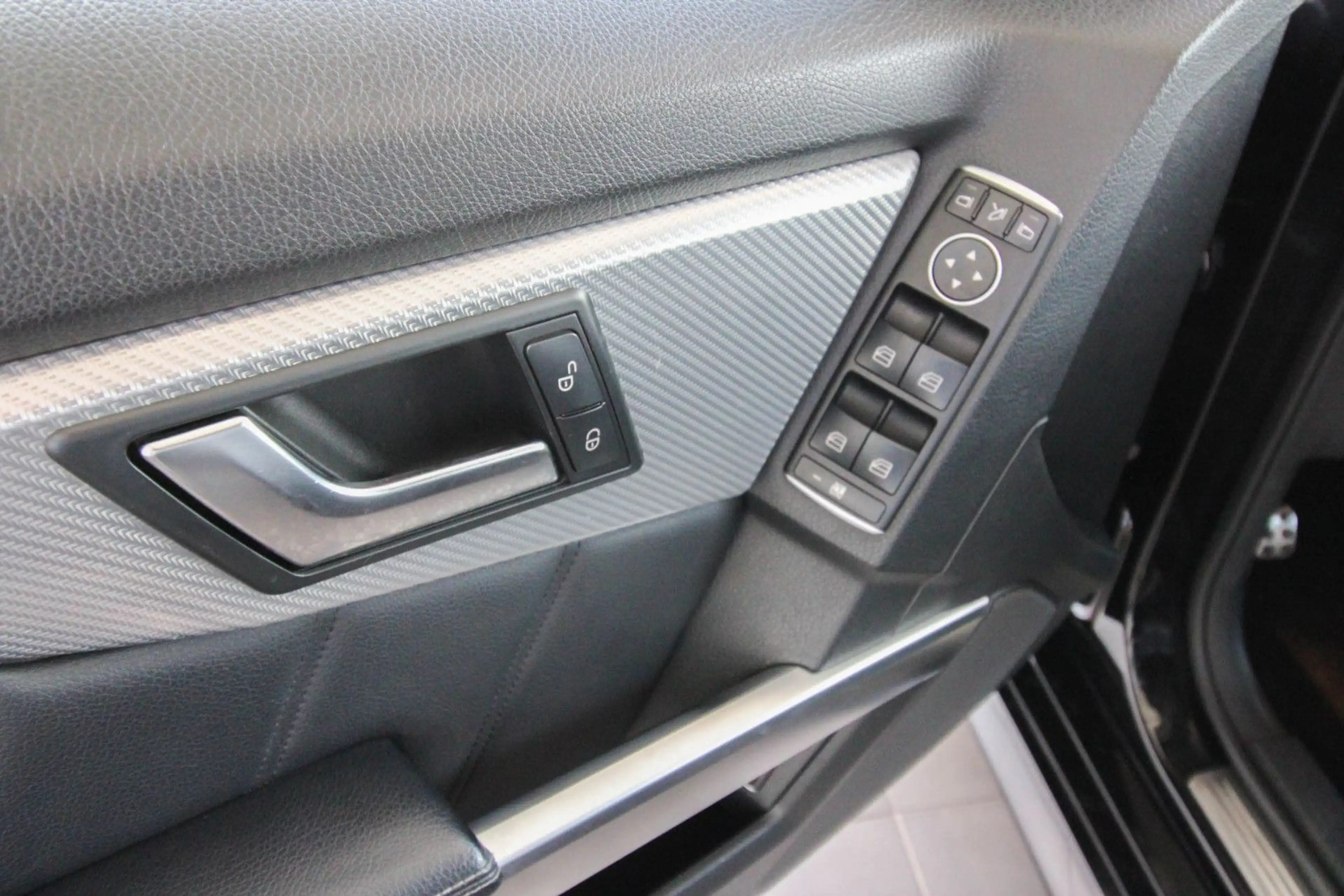 Mercedes-Benz GLK 350 4Matic AMG Sport Line/Leder/Pano/360° — photo 15