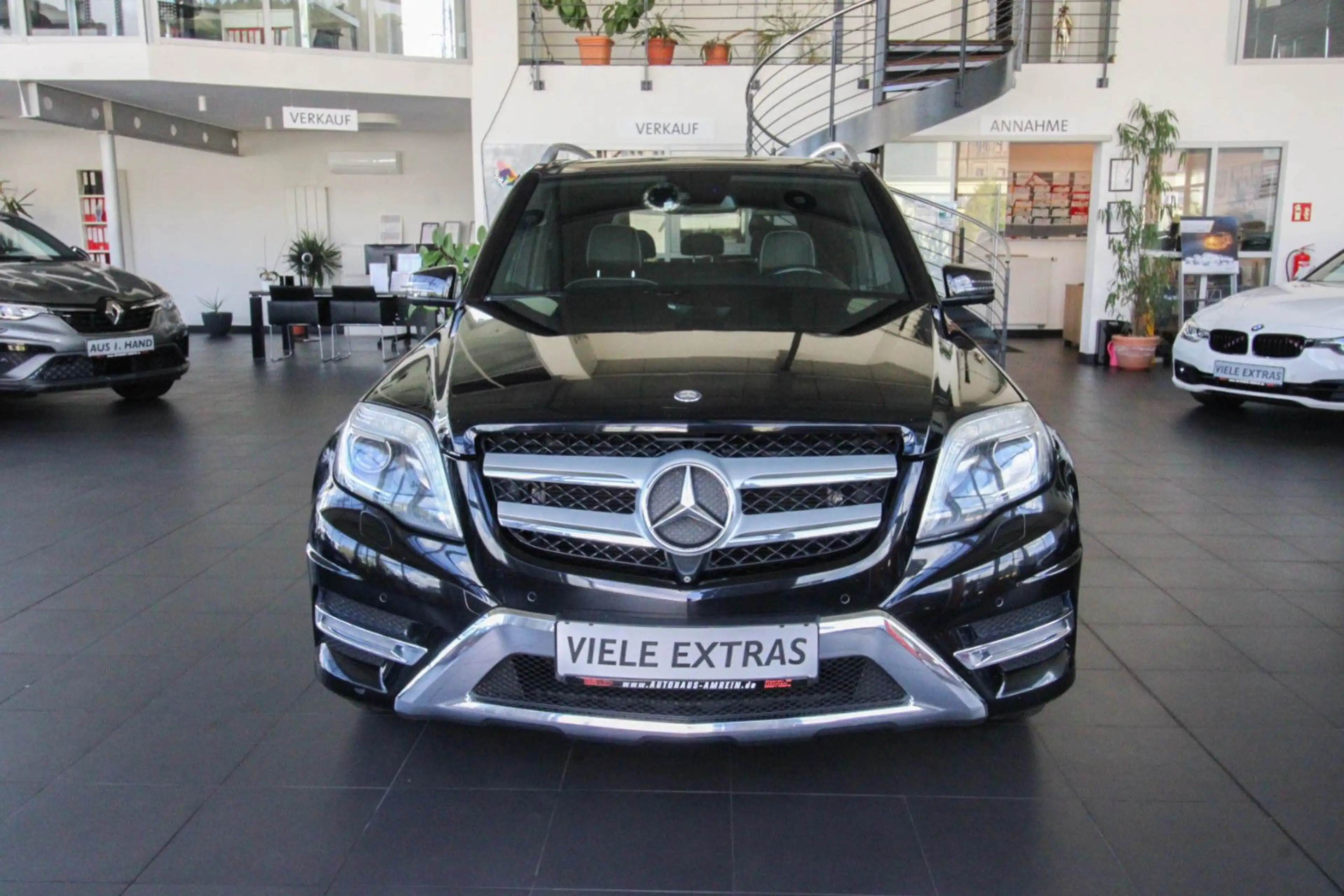 Mercedes-Benz GLK 350 4Matic AMG Sport Line/Leder/Pano/360° — photo 2