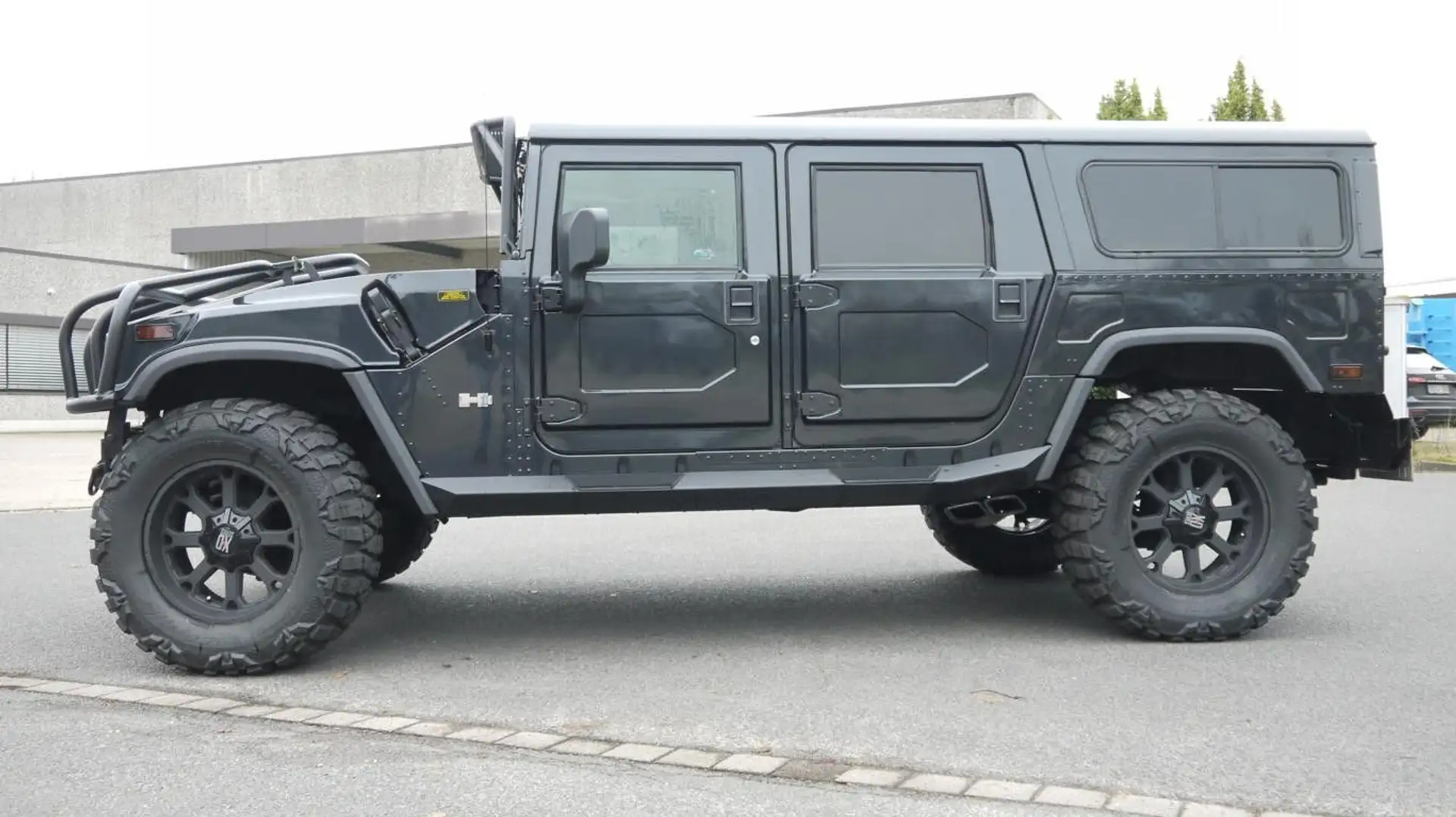 HUMMER H1 Zivil Station Wagon Top Umbau Schwarz - 2