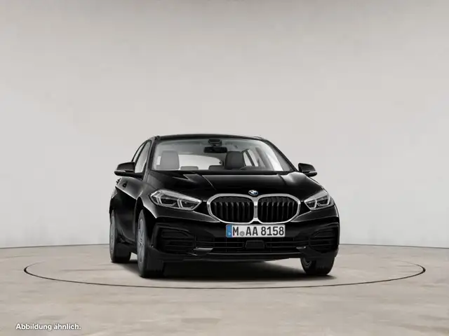 BMW 1 Series view 10