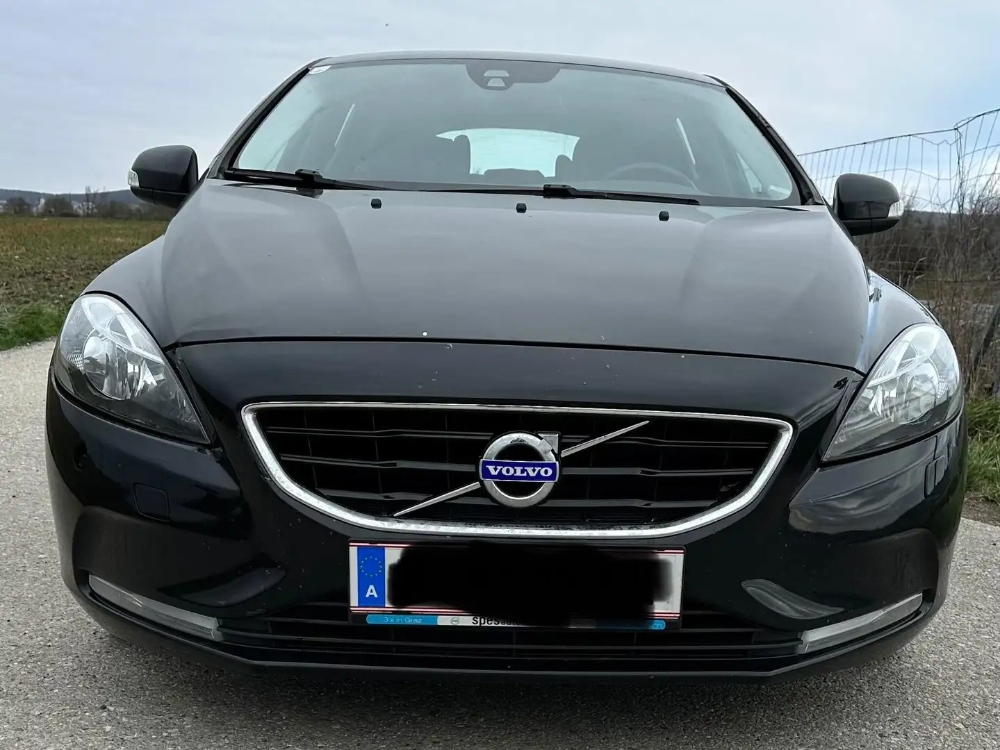Volvo V40 V40 D2 Schwarz - 1