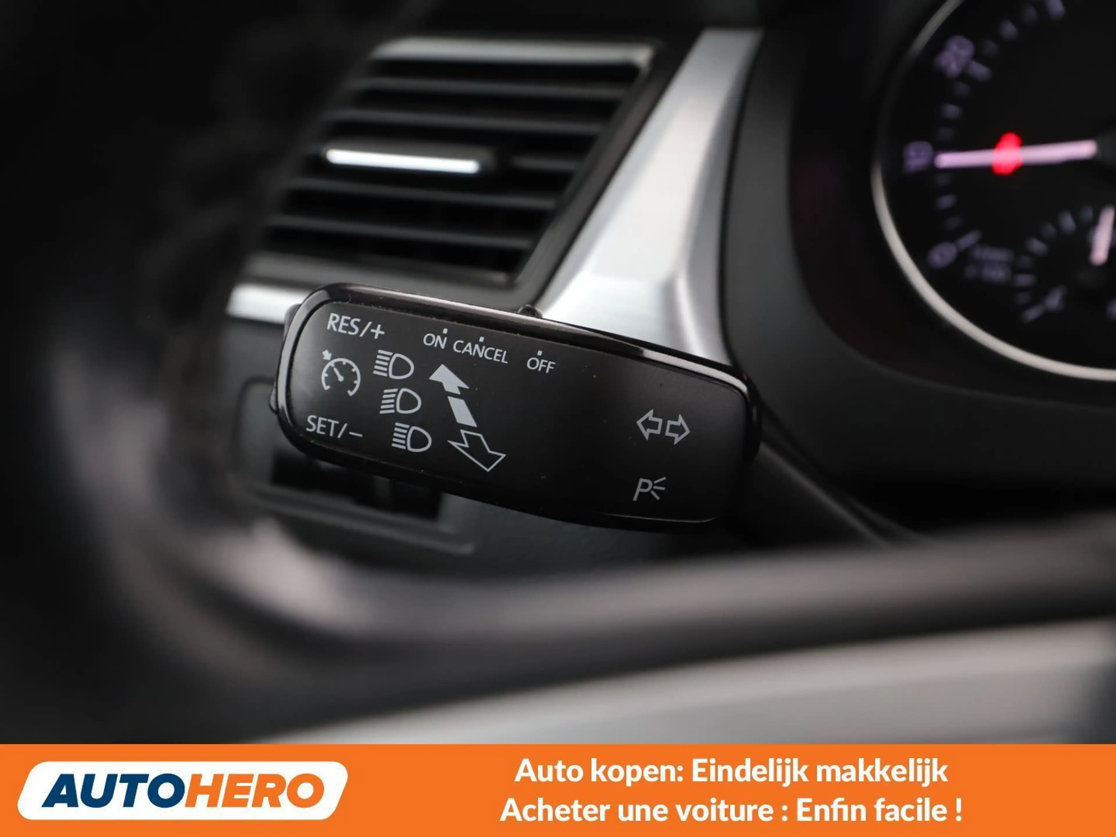 Skoda Rapid/Spaceback 1.2 TSI Ambition — photo 12
