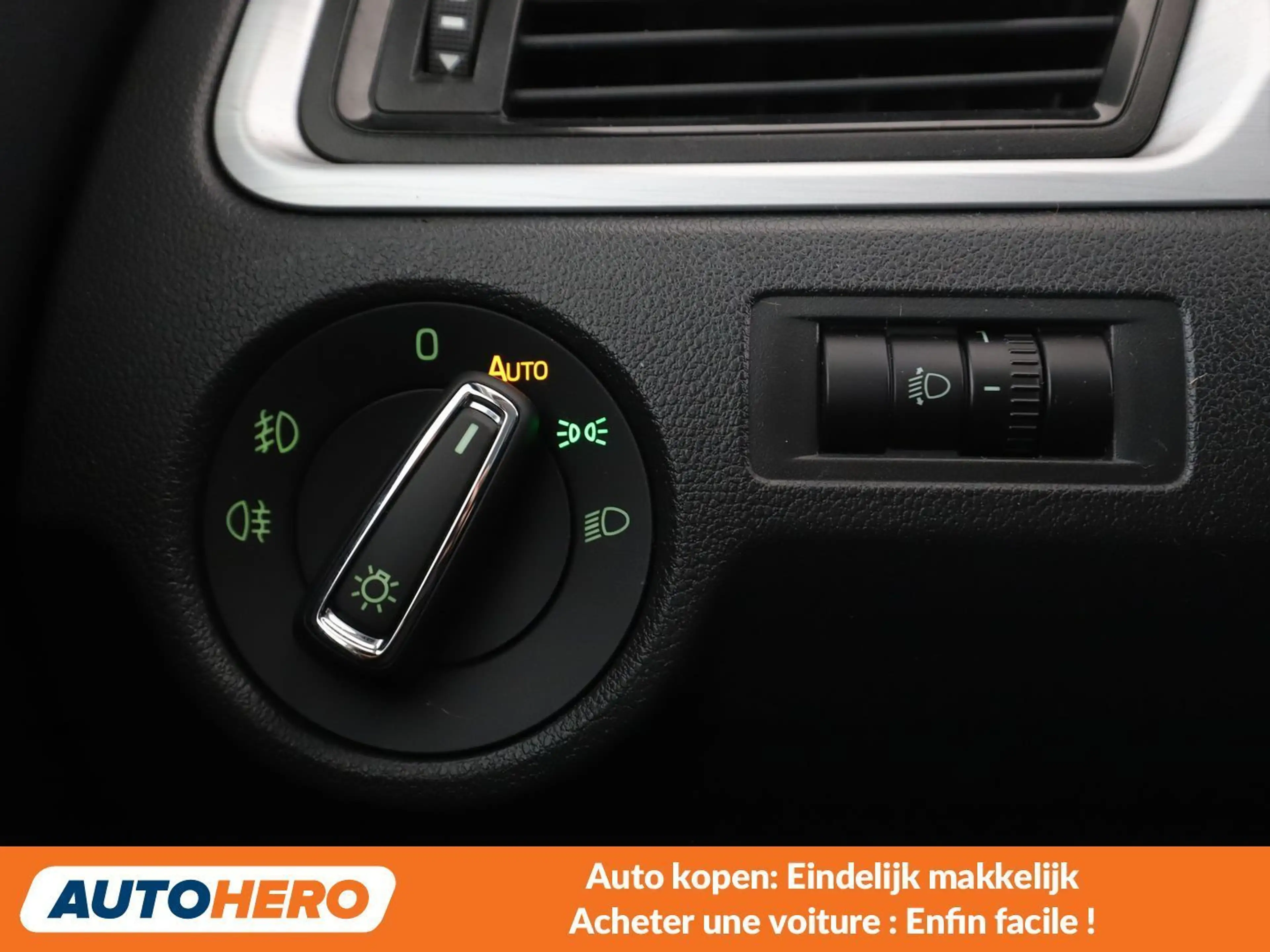 Skoda Rapid/Spaceback 1.2 TSI Ambition — photo 13