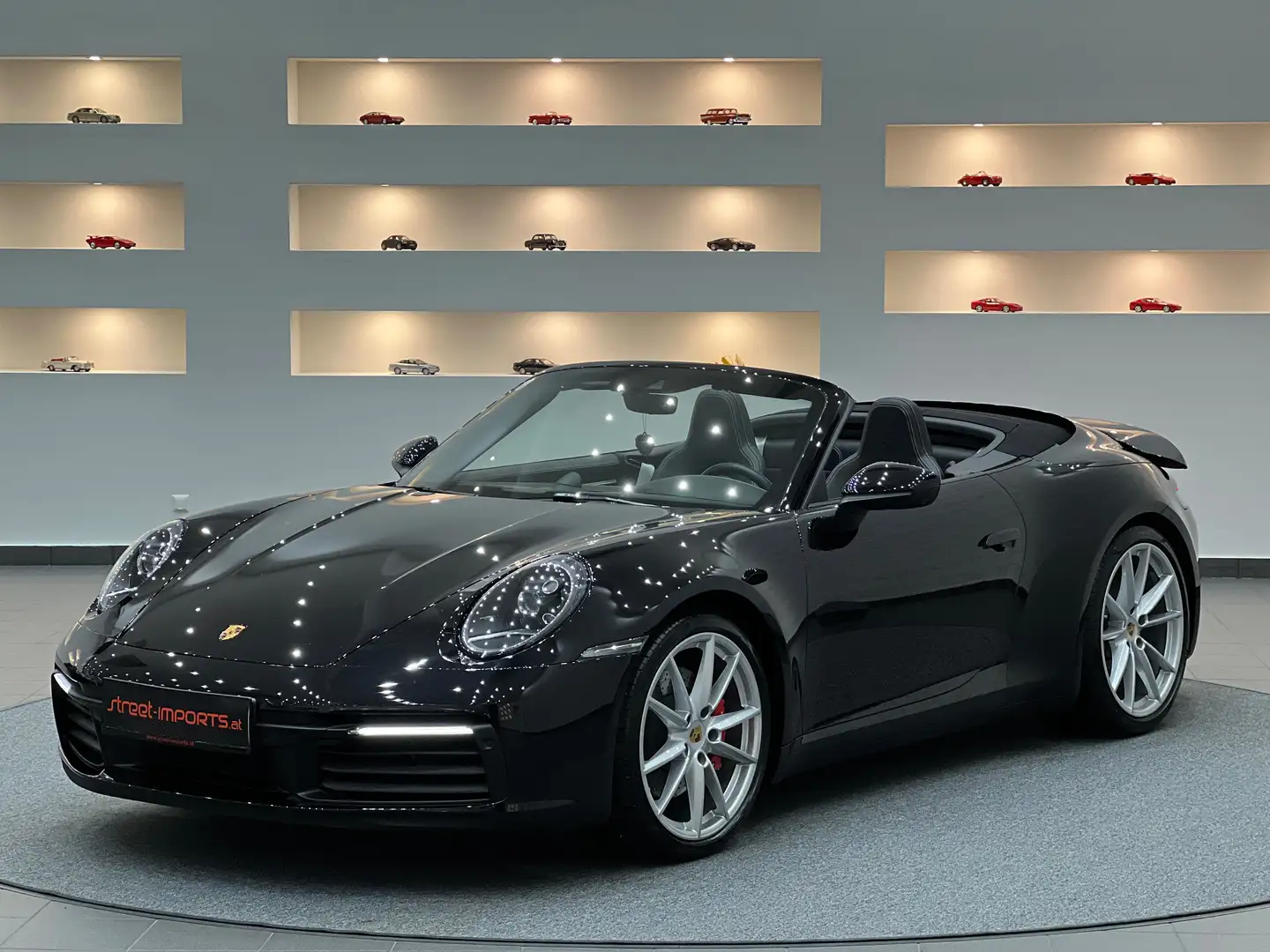 Porsche 992 Cabriolet S *Sportabgasanlage*Sitzkühlung* Schwarz - 1