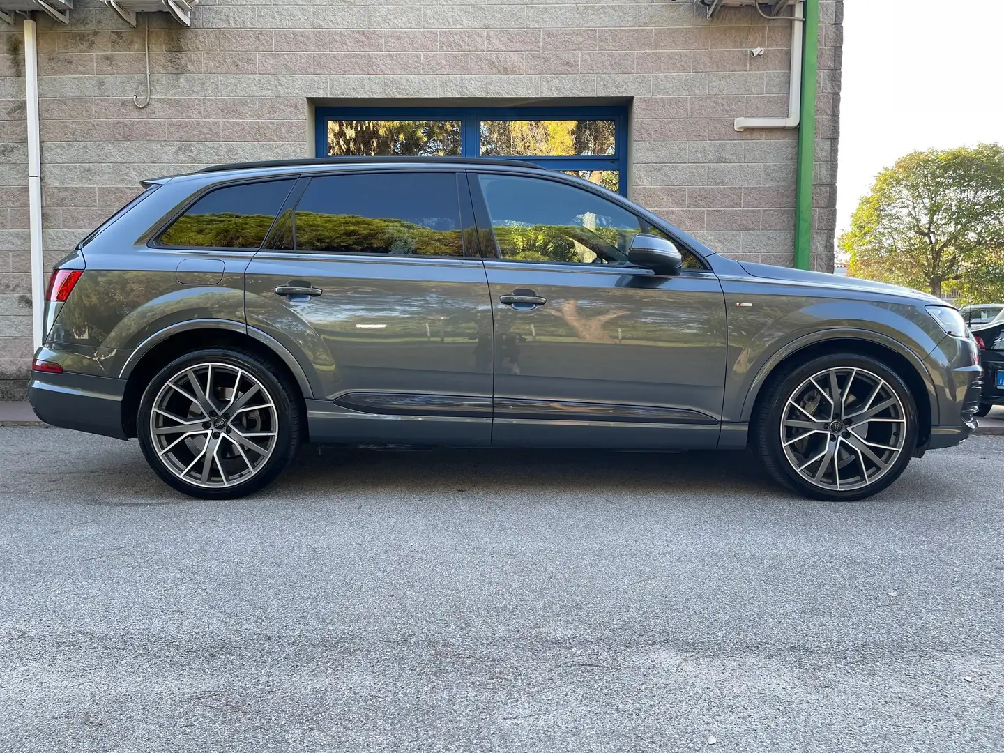 Audi Q7 3.0 TDI 272CV S-LINE 7 POSTI QUATTRO TIPTRONIC Grigio - 2