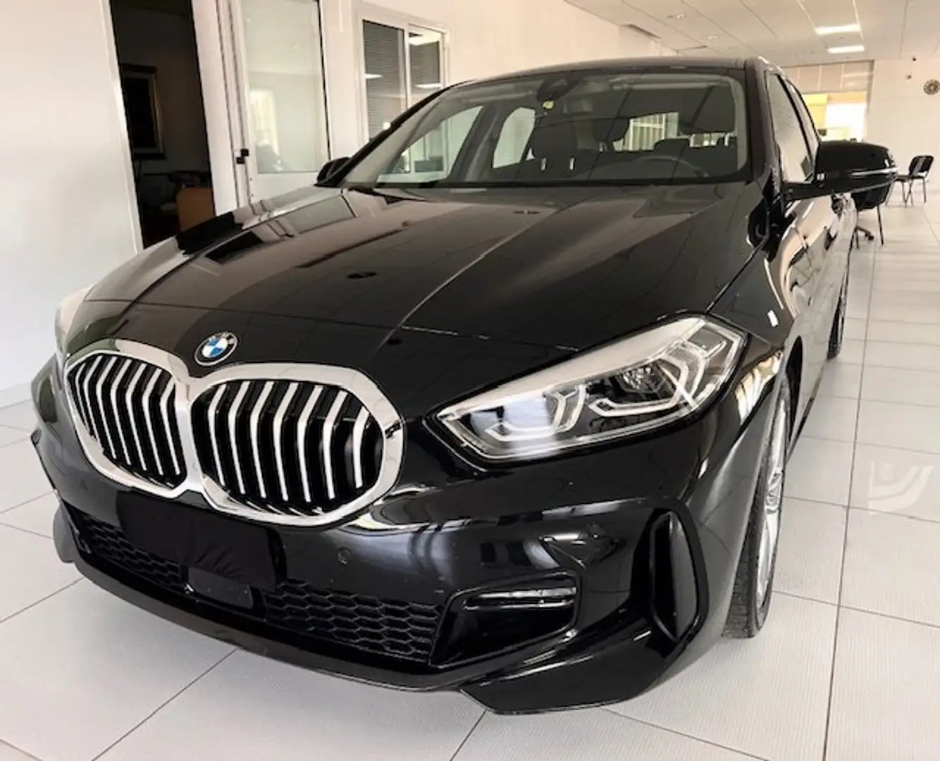 BMW 116 Serie 1 F40 116i auto Schwarz - 1