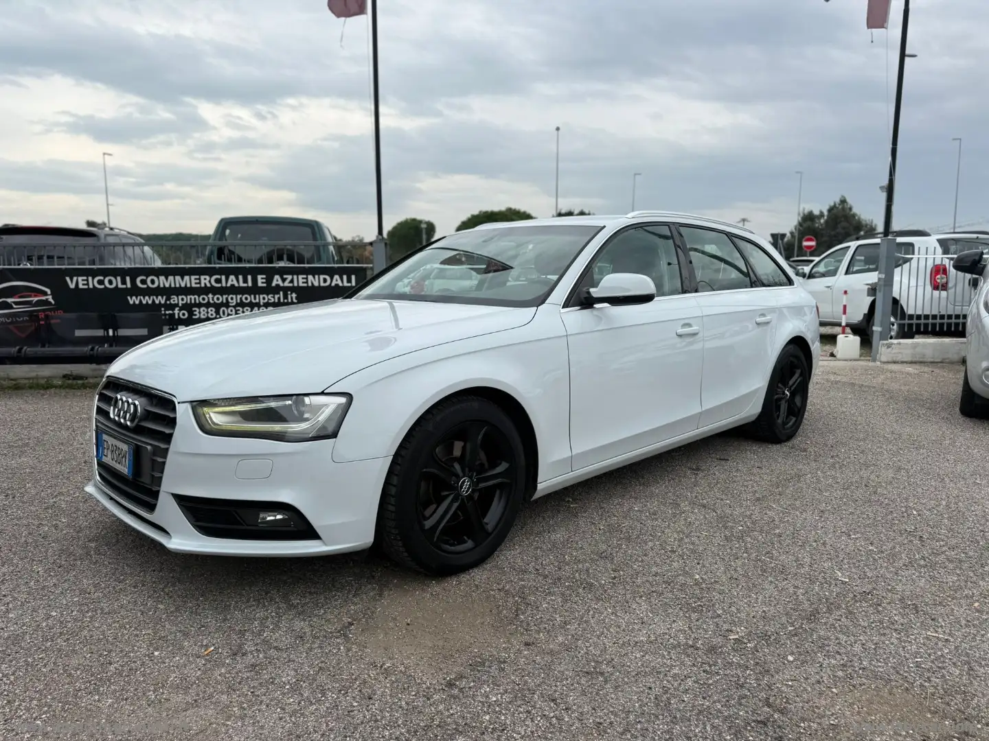 Audi A4 2.0 TDI 143 CV mult. Business Plus - 2