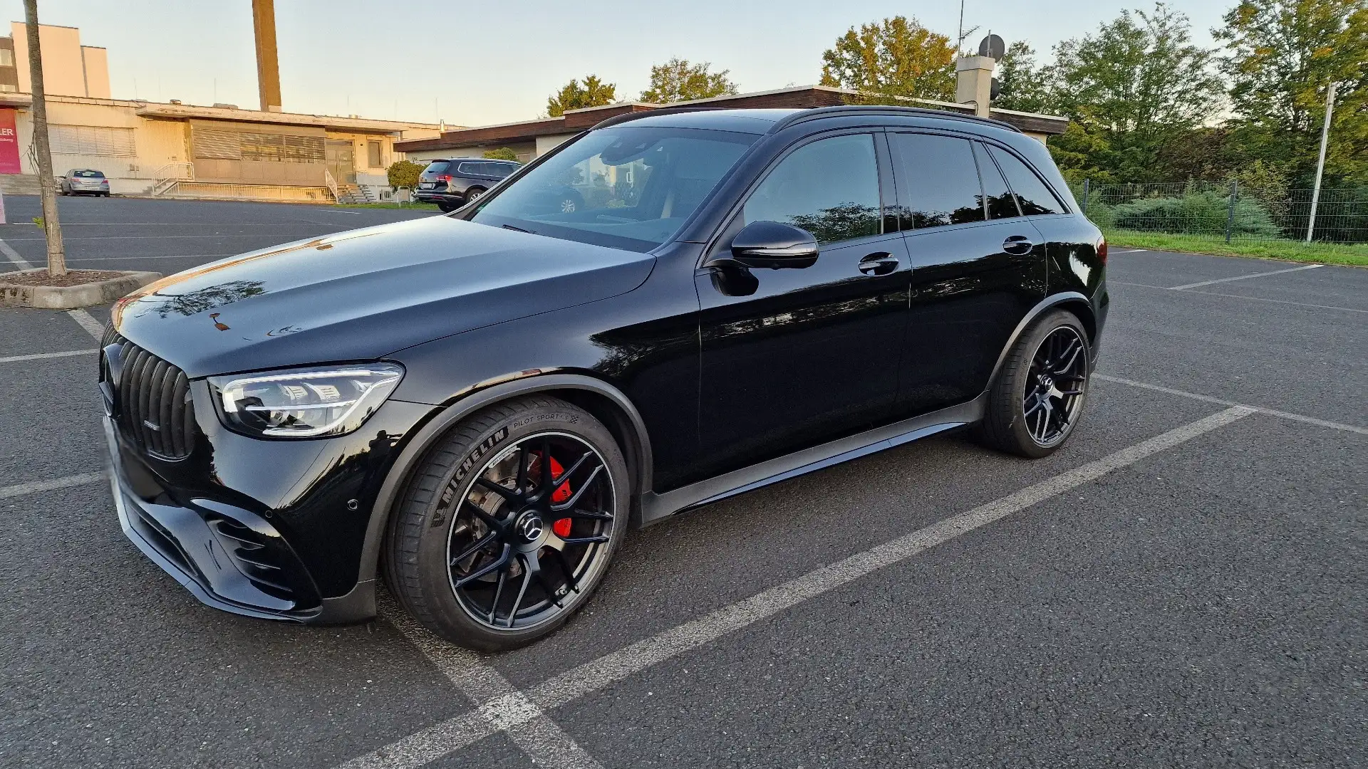 Mercedes-Benz GLC 63 AMG S 4Matic+ Speedshift MCT 9G Schwarz - 1