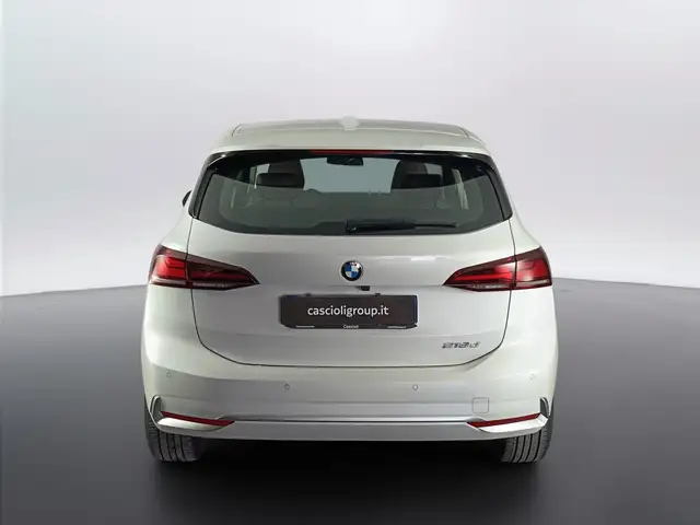 BMW 2 Series view 5