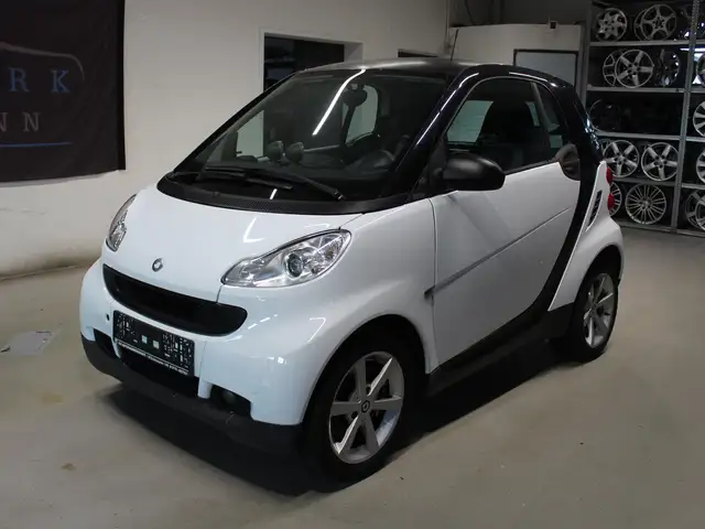 smart forTwo MHD52 kW*Automatik*Glasdach*Klima*ESP*ECO