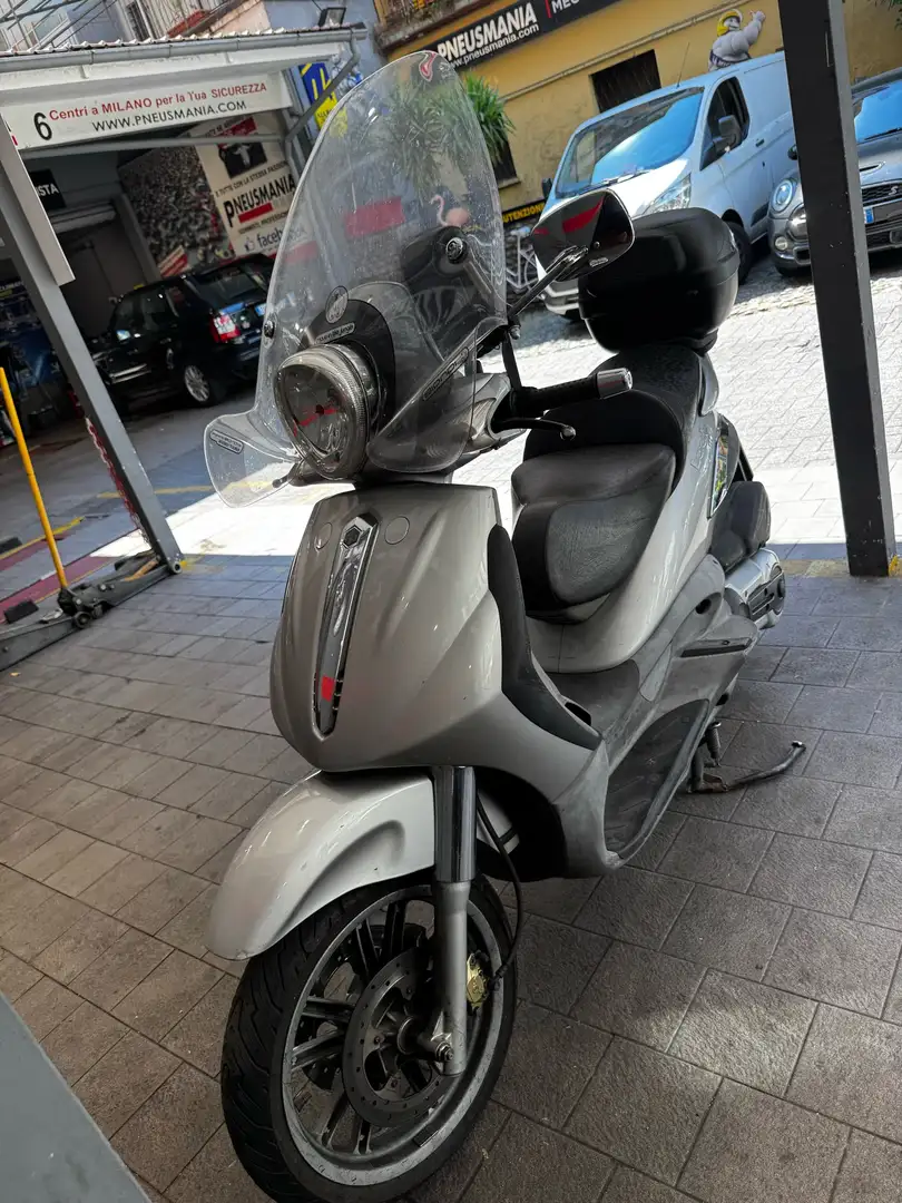 Piaggio Beverly 500 - 1