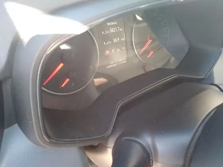 Renault Clio 2022, foto 8