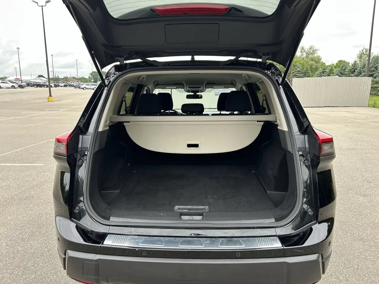 Nissan Rogue fotografie Nissan Rogue