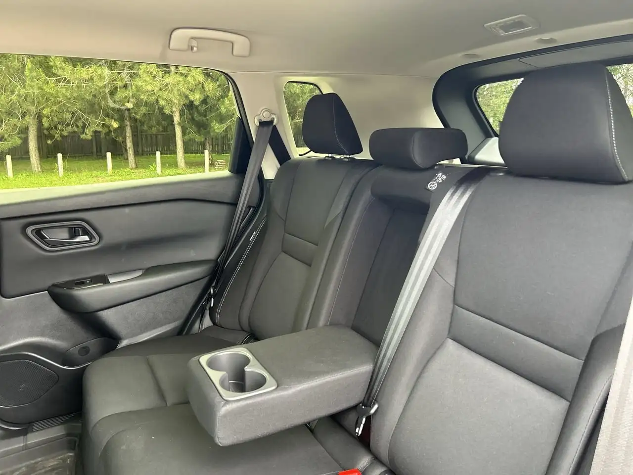 Nissan Rogue fotografie Nissan Rogue