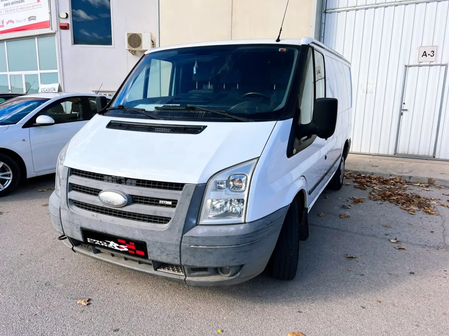 Ford Transit FT 300M Van 110 Blanc - 1