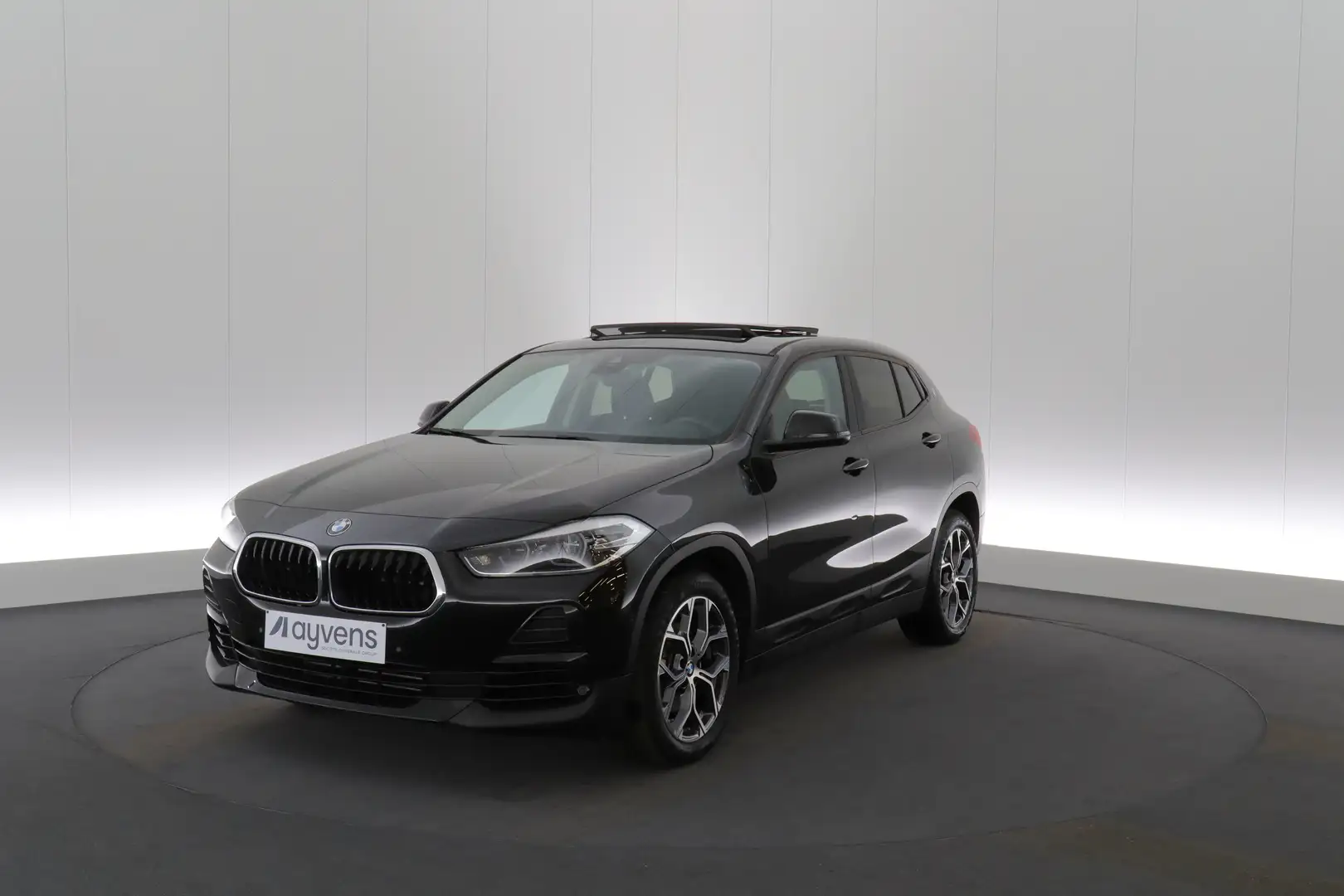 BMW X2 1.5iA sDrive18 OPF Business LEDER/CUIR LED Pro GPS Schwarz - 1