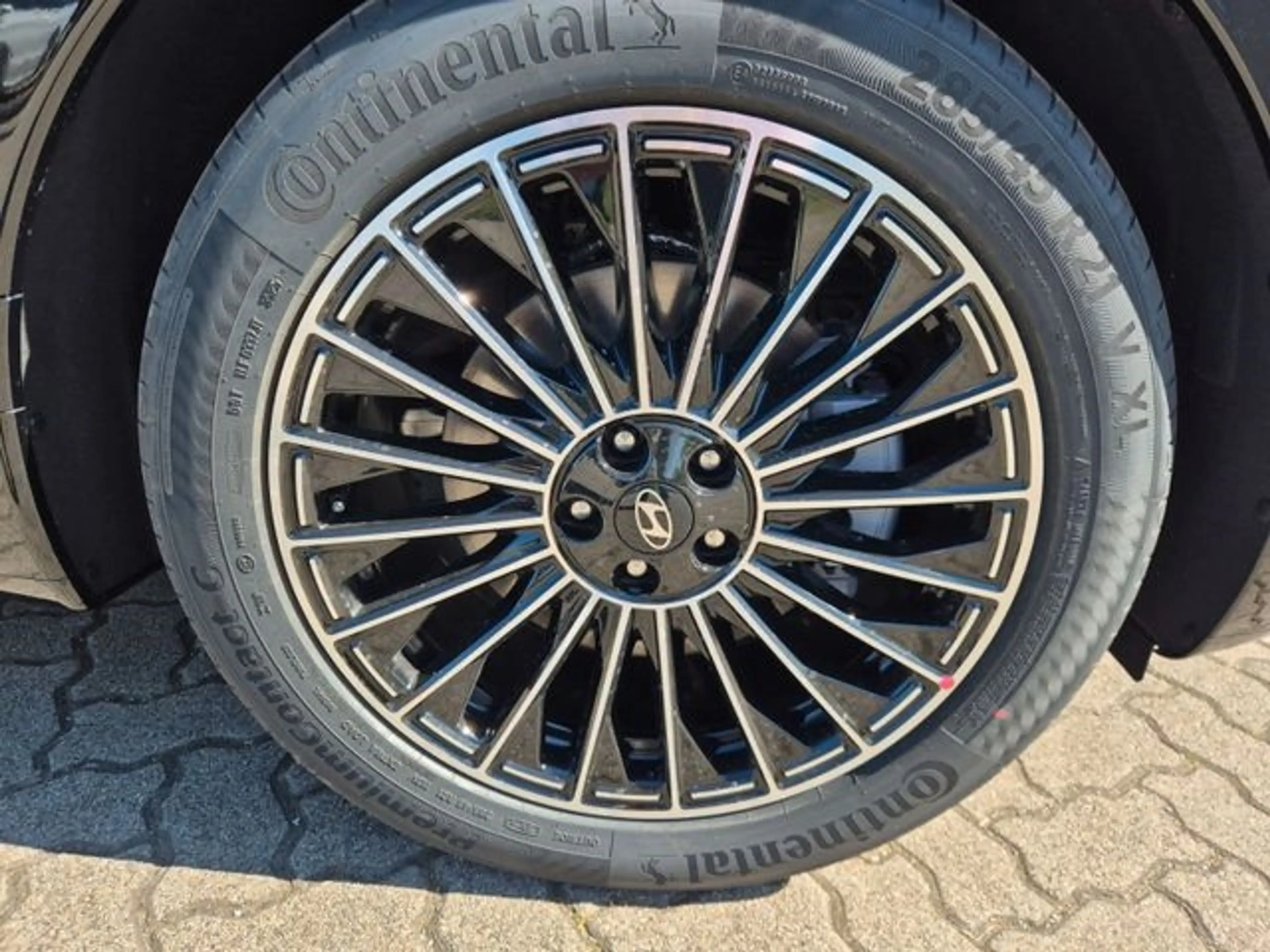 Hyundai IONIQ 9 428PS Allradantrieb Performance Uniq — photo 8