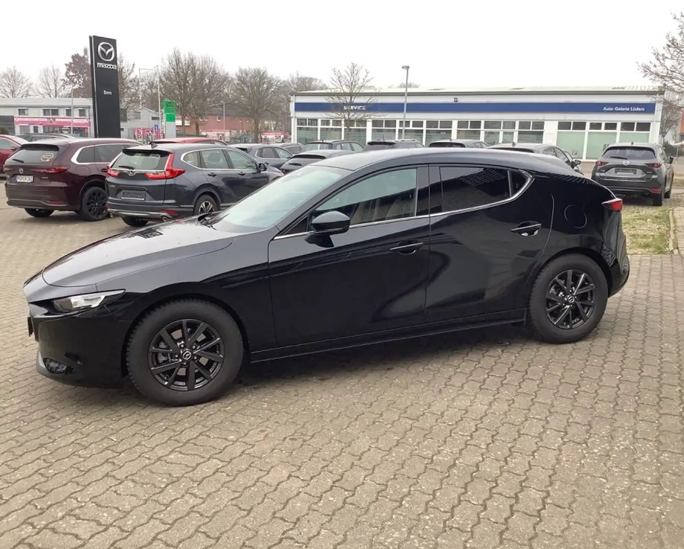 Mazda 3 2.5L e-SKYACTIV G 140ps 6AT FWD Nagisa Zwart - 2