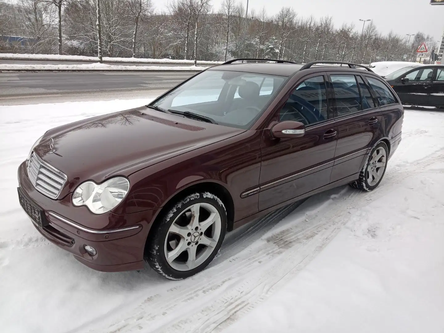 Mercedes-Benz C 200 T Kompressor Sport Edition/137000km/HUneu Rot - 2