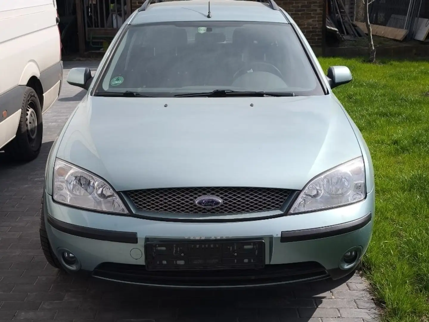 Ford Mondeo 1.8 Turnier Ambiente - 1