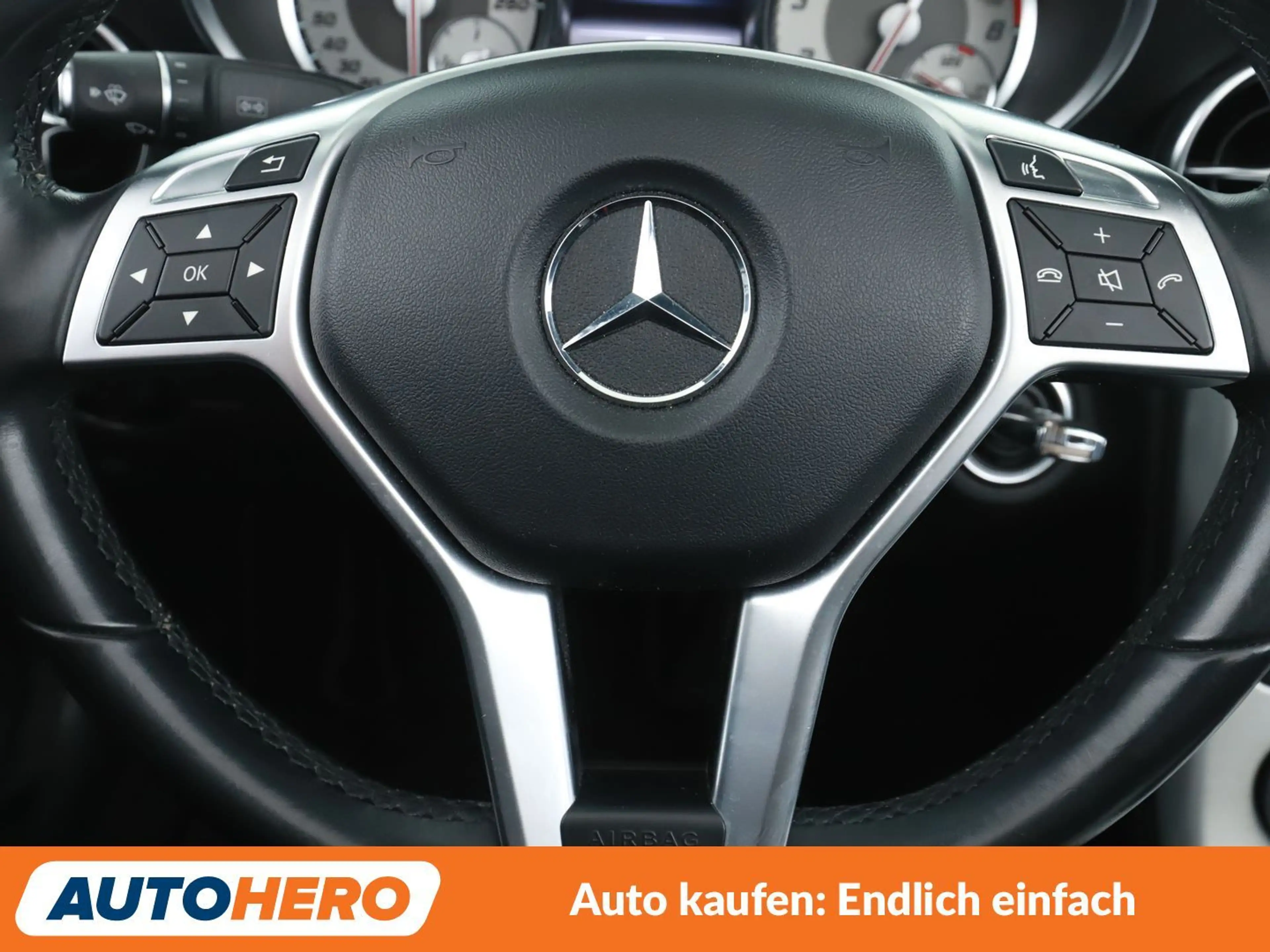 Mercedes-Benz SLK 200 SLK 200 *NAVI*BI-XENON*TEMPO*PDC*SHZ* — photo 13