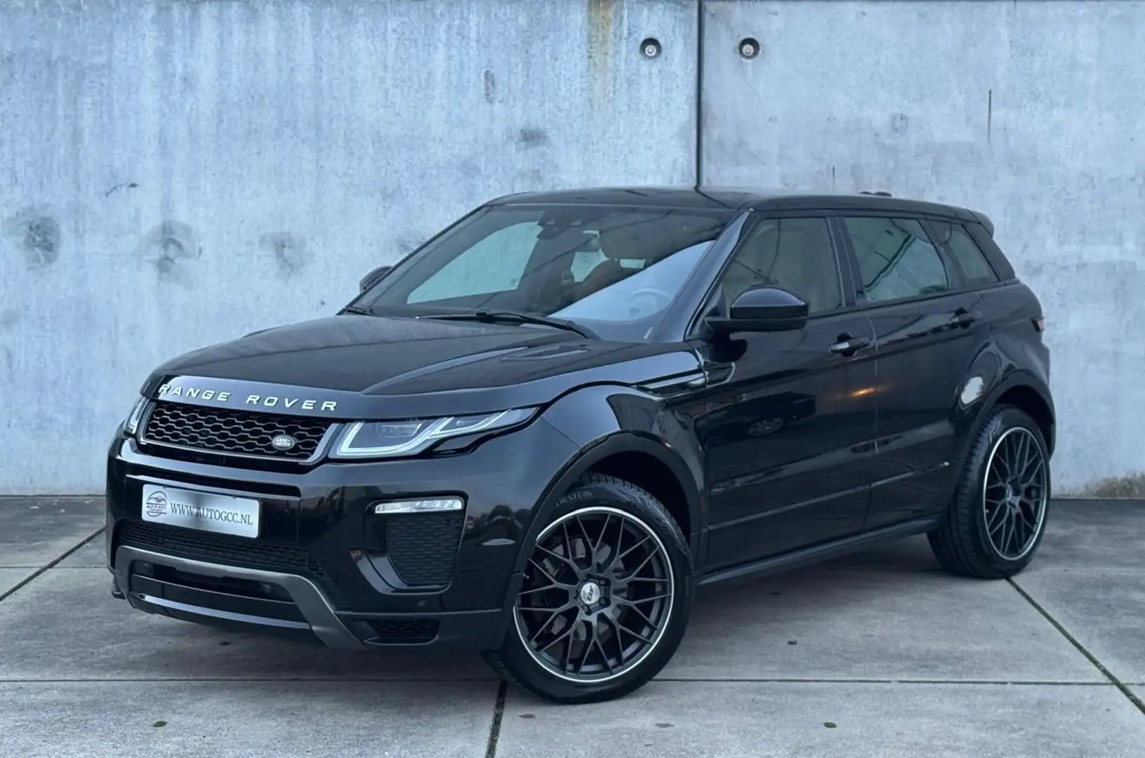 Land Rover Range Rover Evoque 2.0 Si4 AUTOBIOGRAPHY 4WD HSE DYNAMIC PANO NAP Zwart - 2