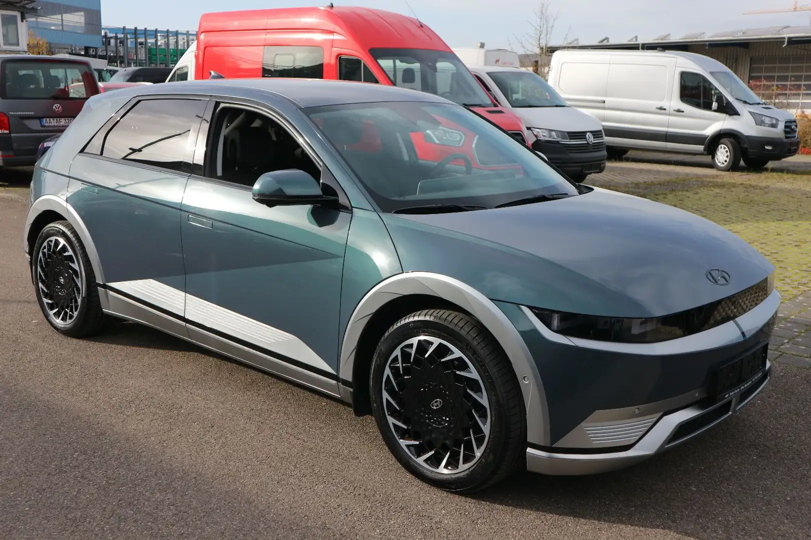 Hyundai IONIQ 5 IONIQ5 Uniq Elektro 4WD 77kWh Leder AHK Kamera Grün - 2