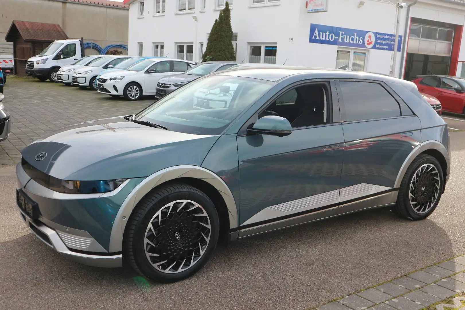 Hyundai IONIQ 5 IONIQ5 Uniq Elektro 4WD 77kWh Leder AHK Kamera Grün - 1