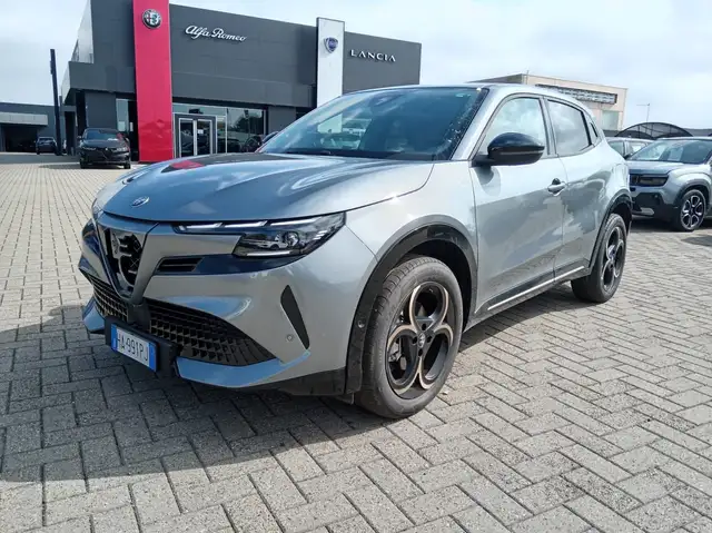 Alfa Romeo Junior