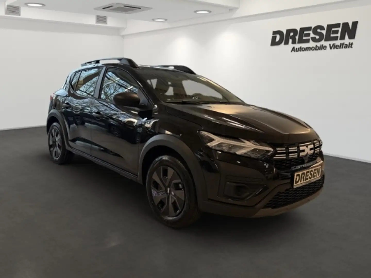Dacia Sandero Stepway Essential TCe90 LED+Fahrerprofil+DAB+Notbr Fekete - 2