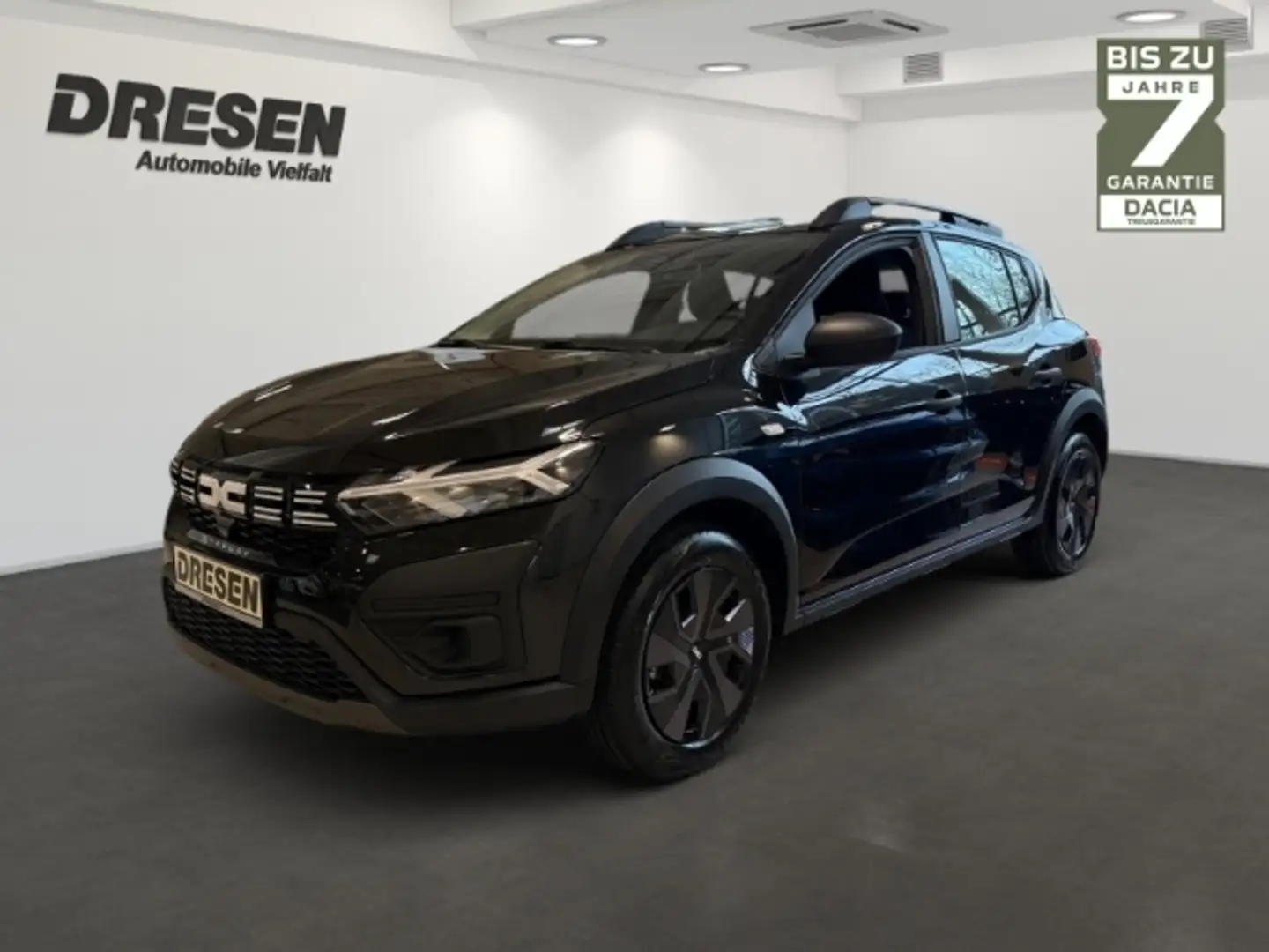 Dacia Sandero Stepway Essential TCe90 LED+Fahrerprofil+DAB+Notbr Fekete - 1