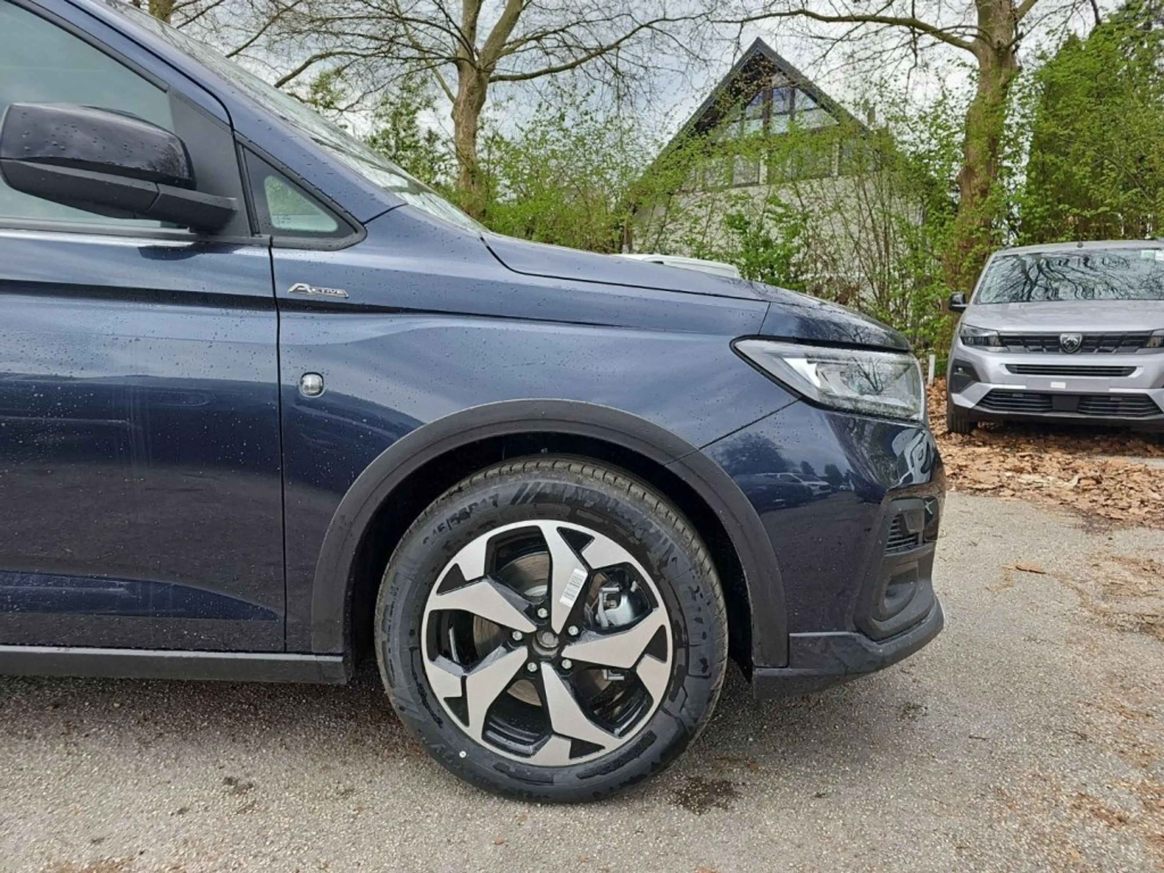 Ford E-Transit Tourneo Connect Active 2,0L Eblue 122PS M AWD — photo 15