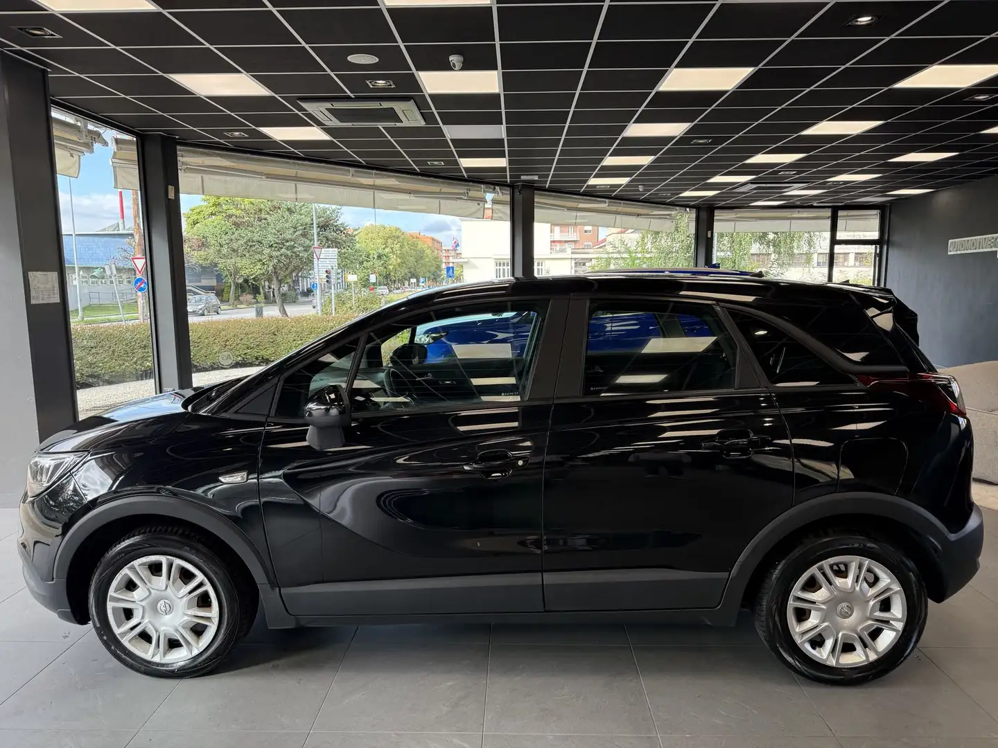 Opel Crossland Crossland X 1.2 12V Advance Zwart - 2