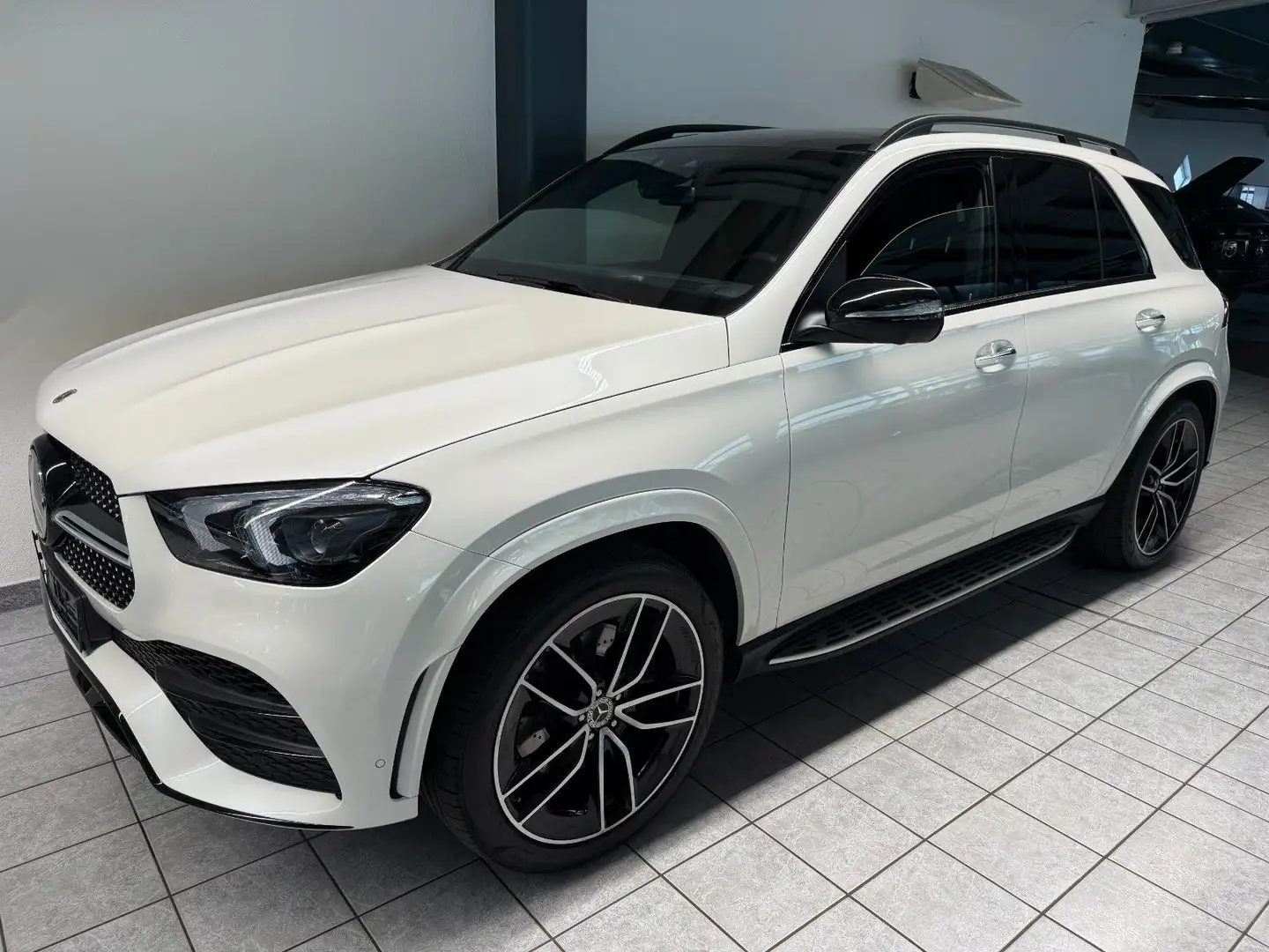 Mercedes-Benz GLE 400 d 4Matic AMG el. Sitze Hinten Blanc - 2