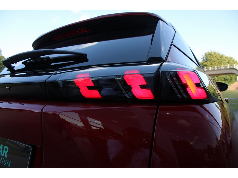 Peugeot 2008 Allure Pack PT 130 EAT8 Carplay LED Navi — photo 6