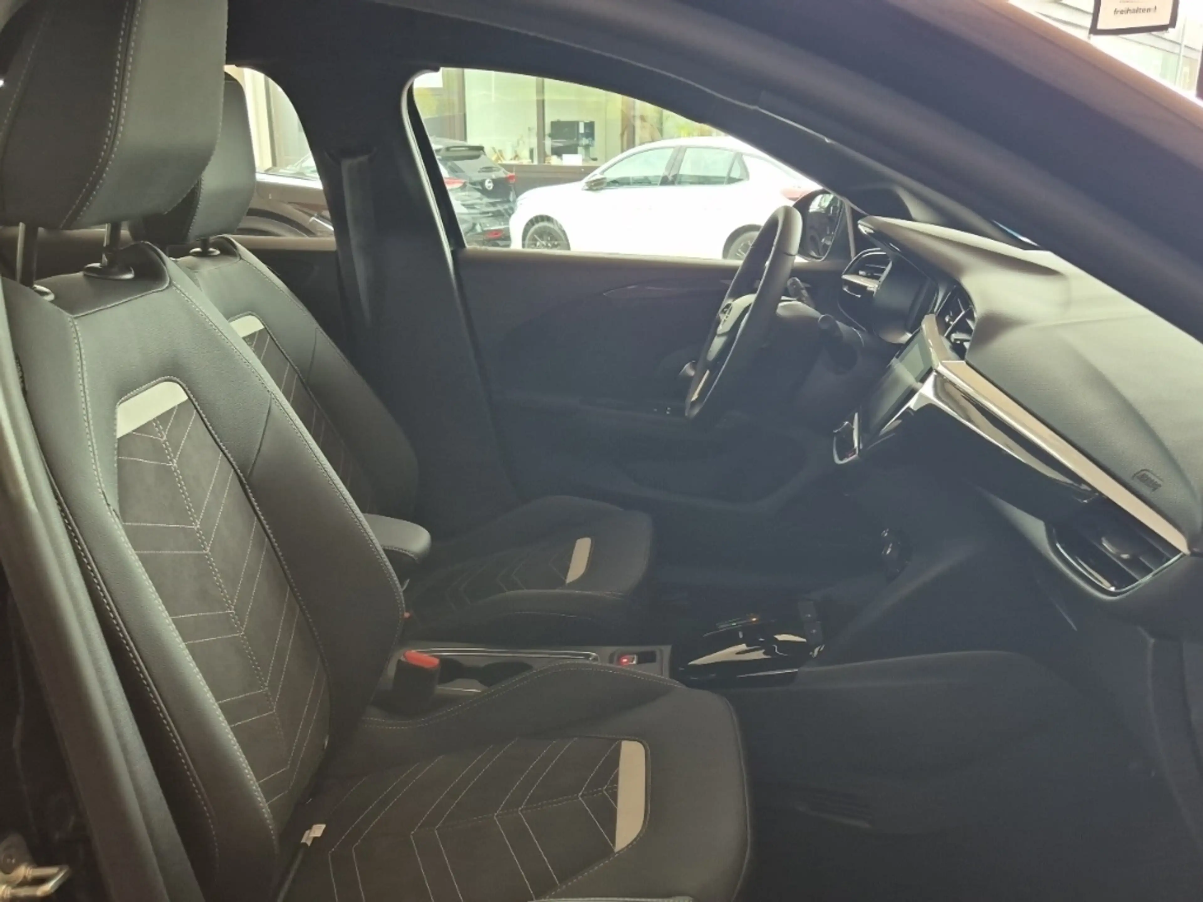 Opel Corsa-e F  GS 7,4 kw Charger Shz Kamera PDC — photo 12