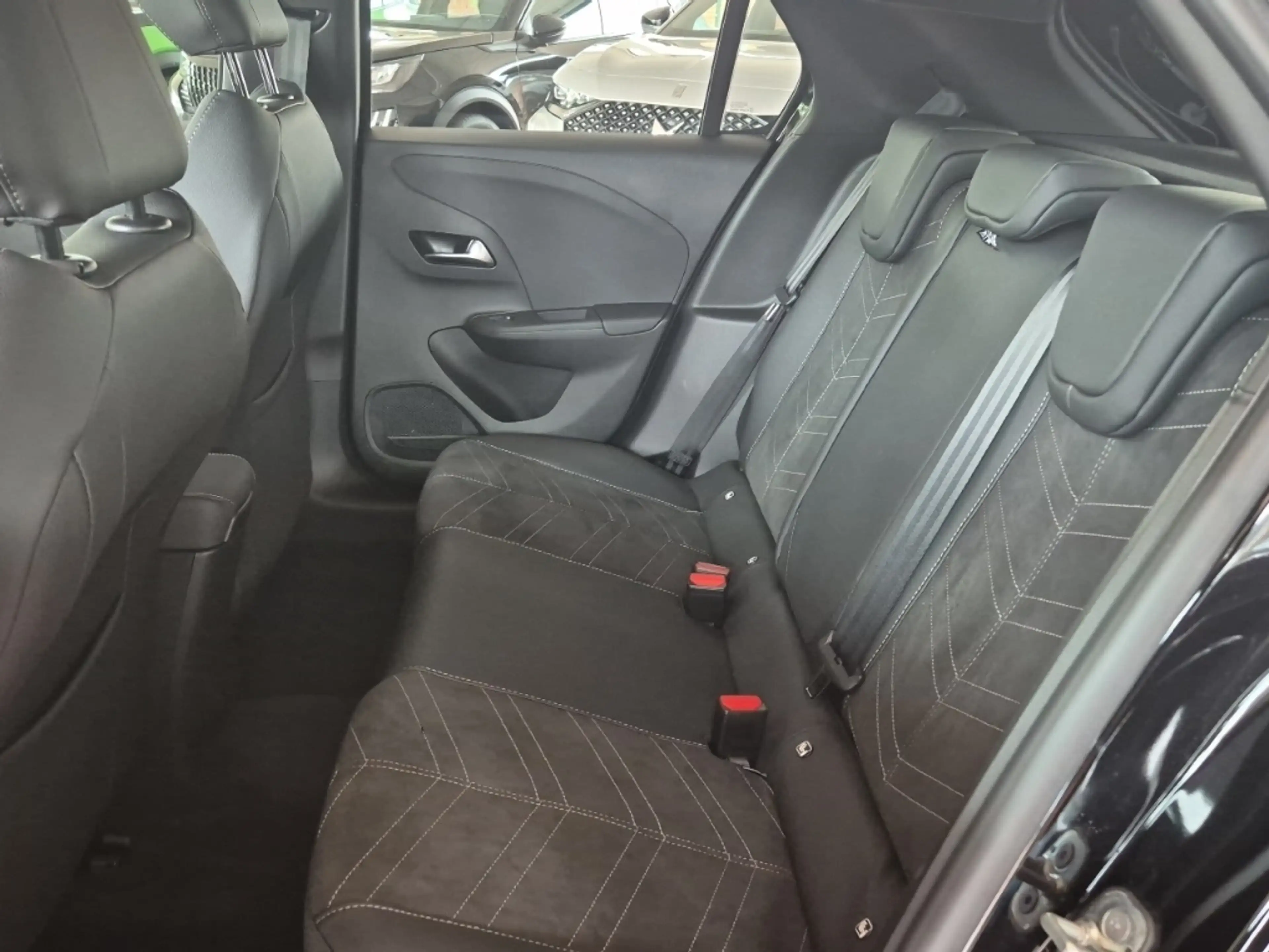 Opel Corsa-e F  GS 7,4 kw Charger Shz Kamera PDC — photo 14
