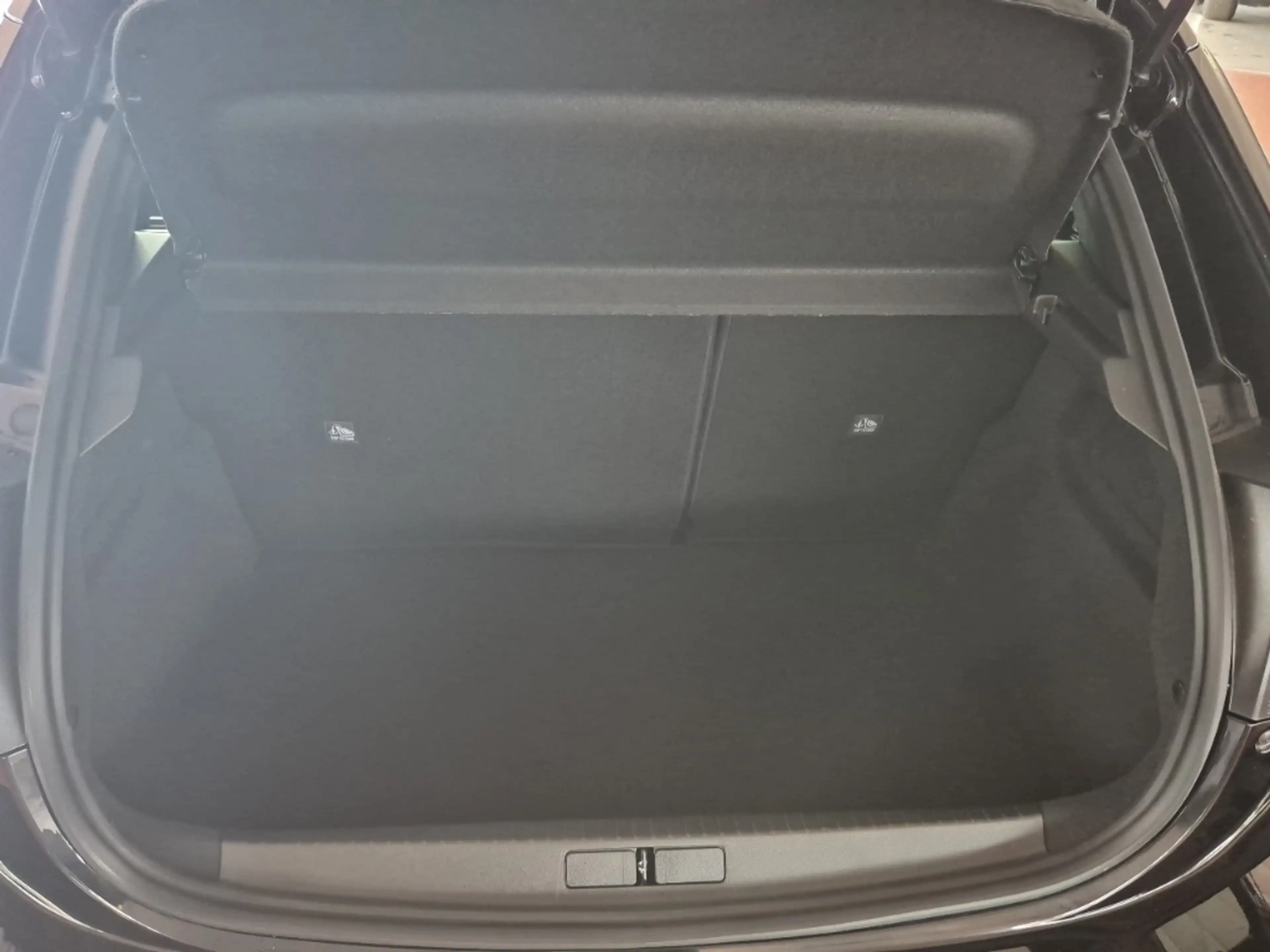 Opel Corsa-e F  GS 7,4 kw Charger Shz Kamera PDC — photo 6