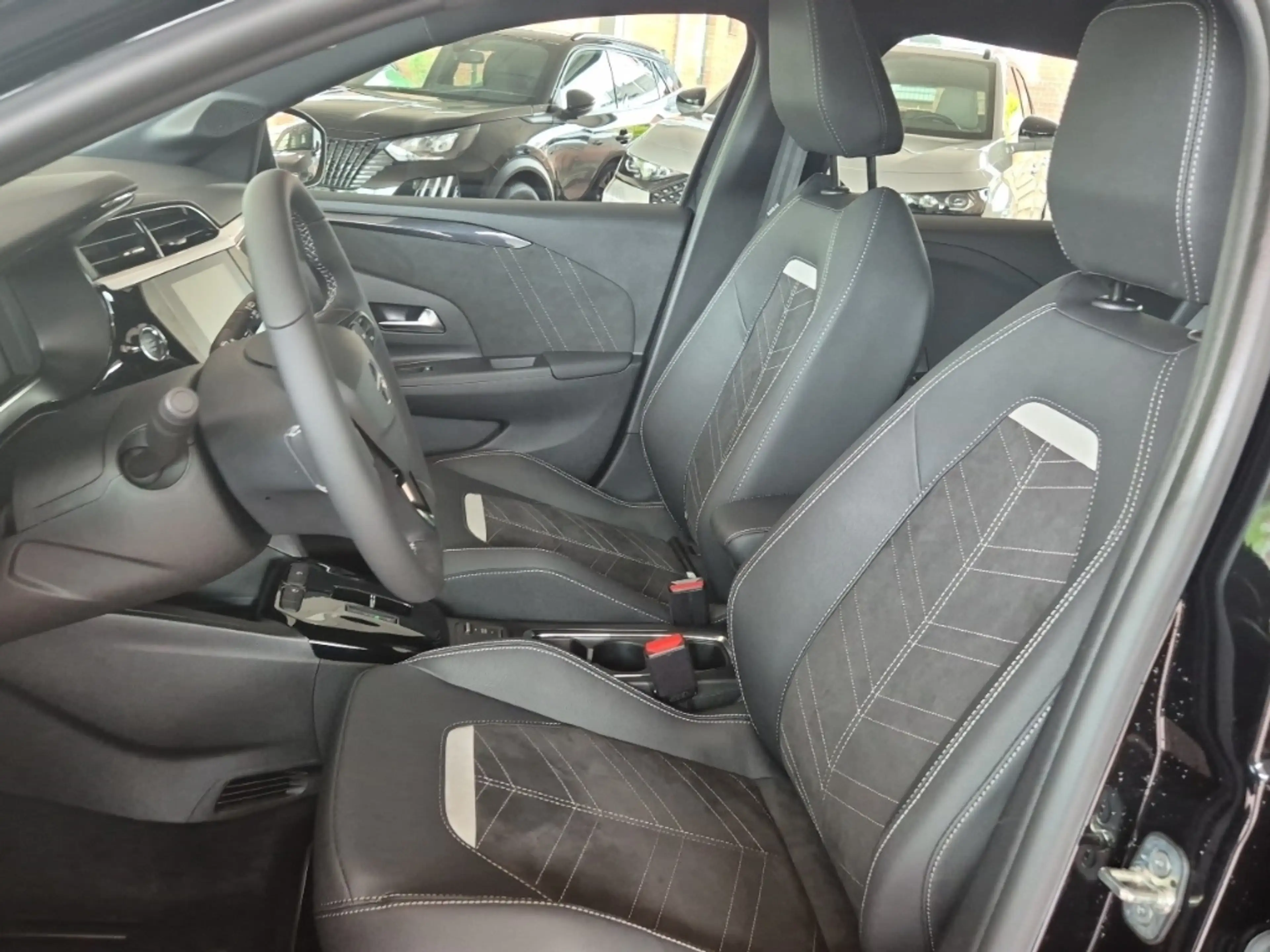 Opel Corsa-e F  GS 7,4 kw Charger Shz Kamera PDC — photo 13