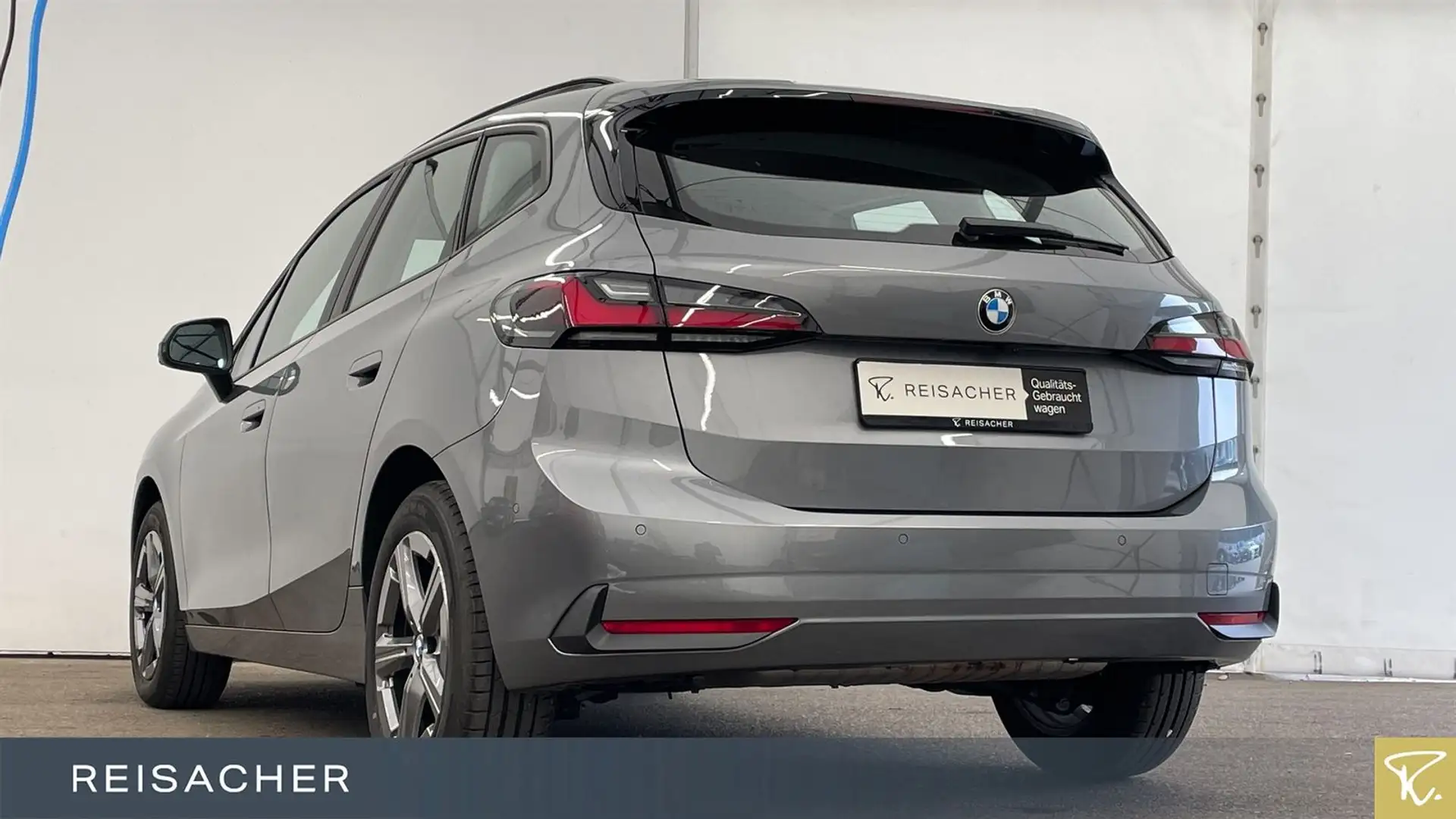 BMW 218 218i A Active Tourer AHK ACC 360 HuD H&K SHZ 17" Grau - 2