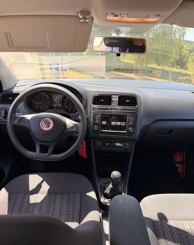 Volkswagen Polo Citadine 5 portes — photo 6