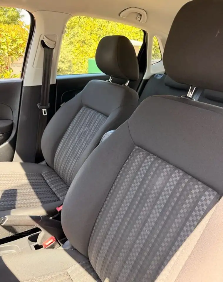 Volkswagen Polo Citadine 5 portes — photo 8