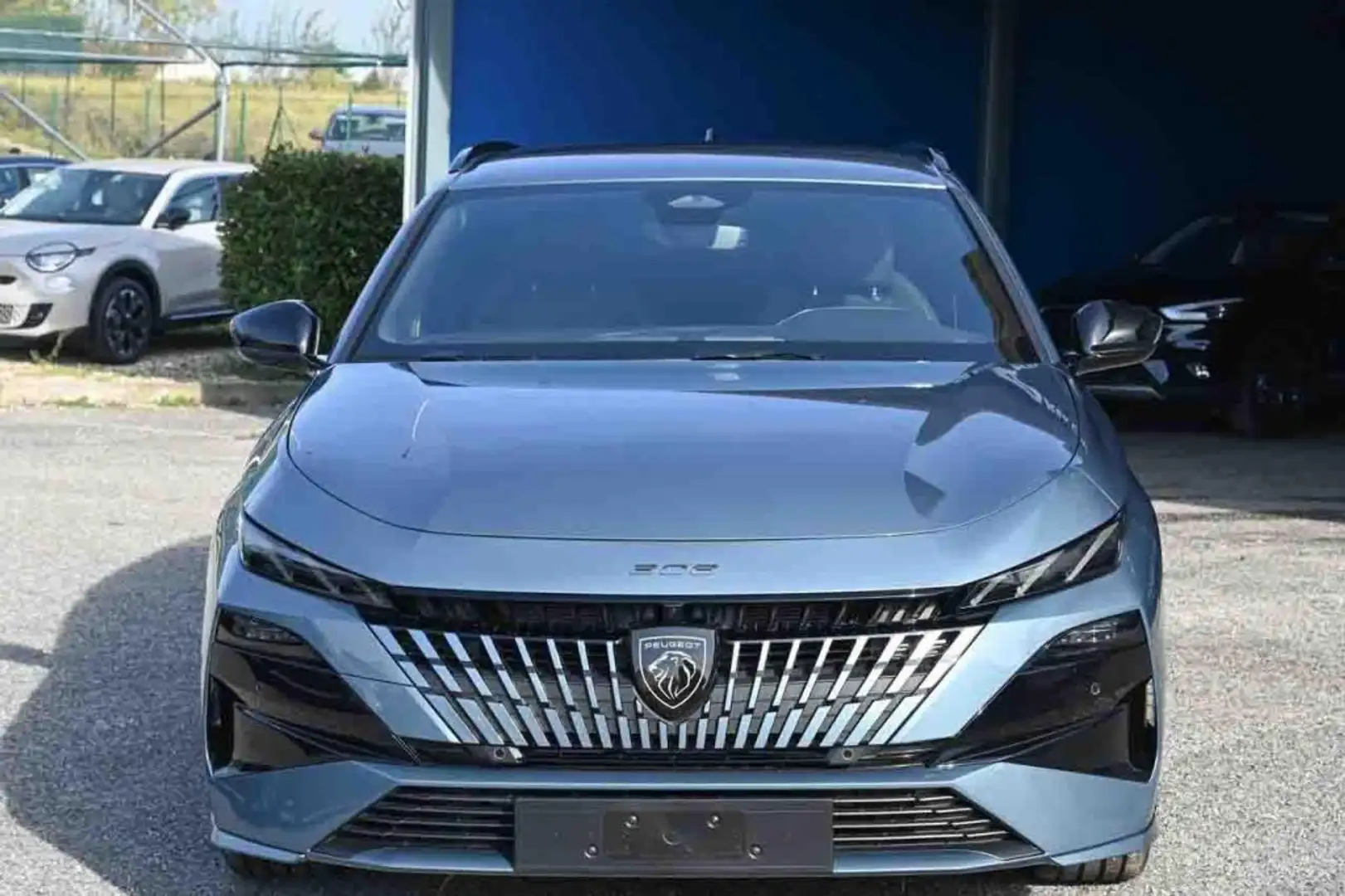 Peugeot 308 SW Plug-in Hybrid 195cv e-DCS7 GT Niebieski - 2