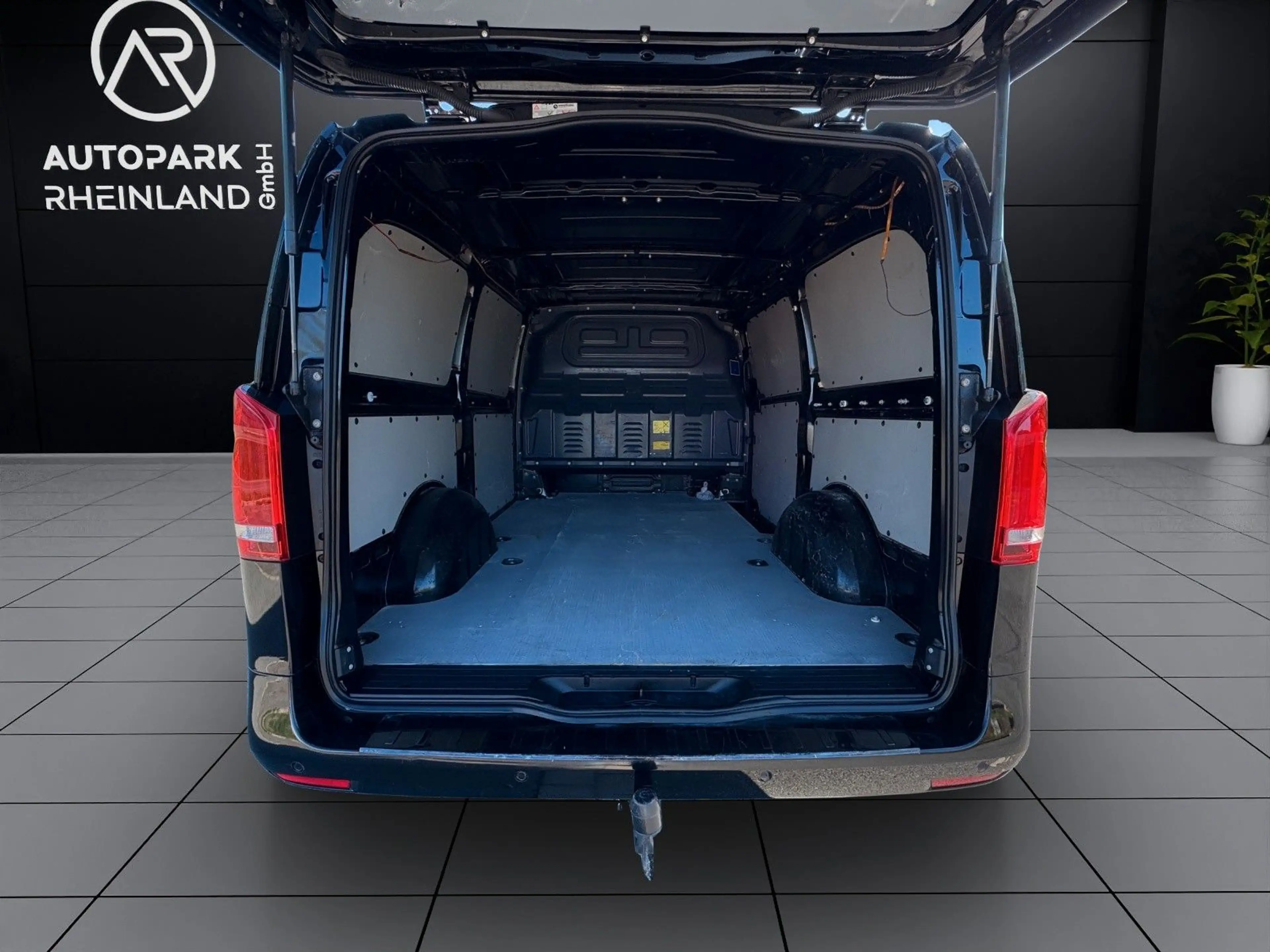 Mercedes-Benz Vito 119-CDI*LANG*LED*KLIMA*NAVI*AHK*KAMERA* — photo 10