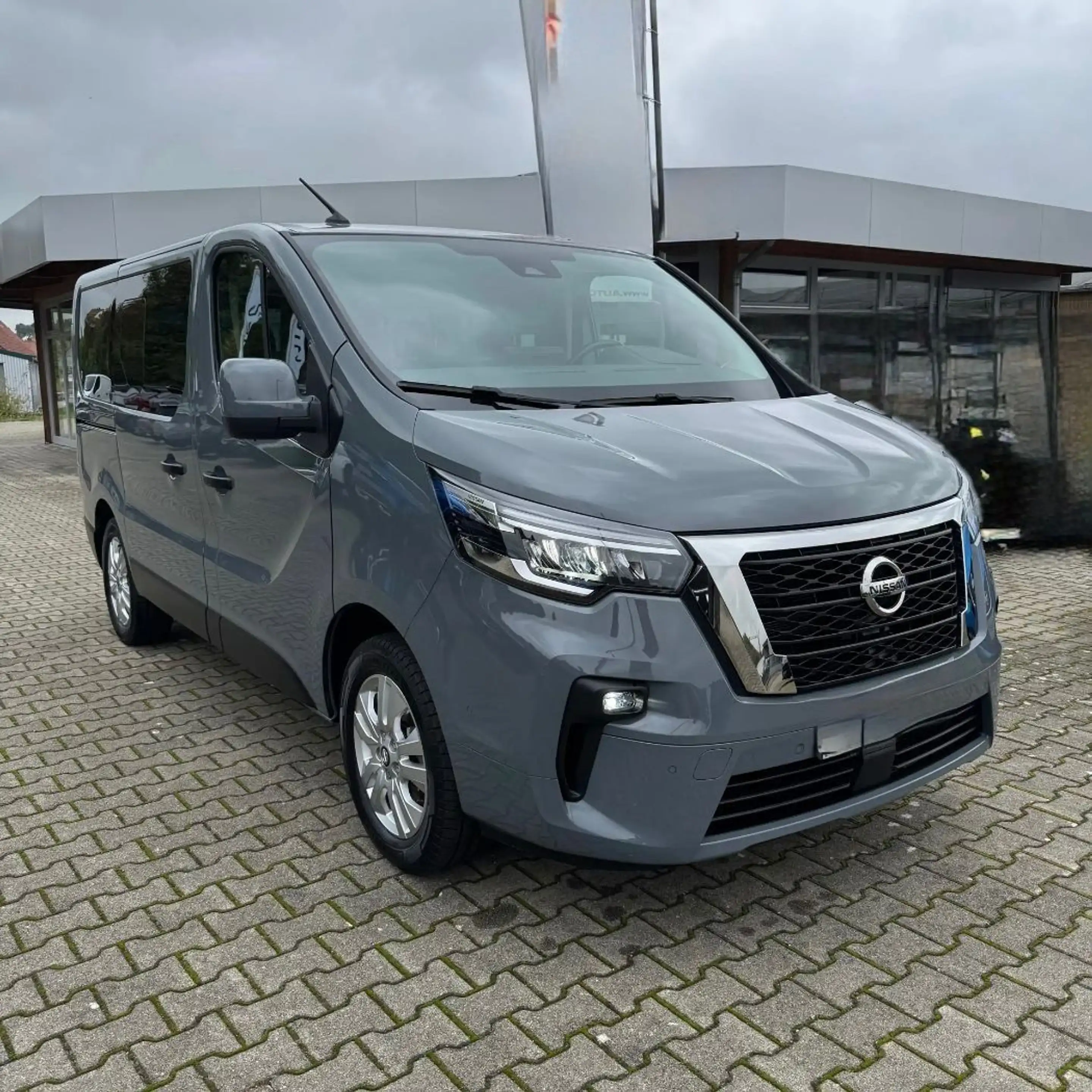 Nissan Primastar Kombi9 L1H1 2,8t dCi170 9AT TEKNA LM — photo 4