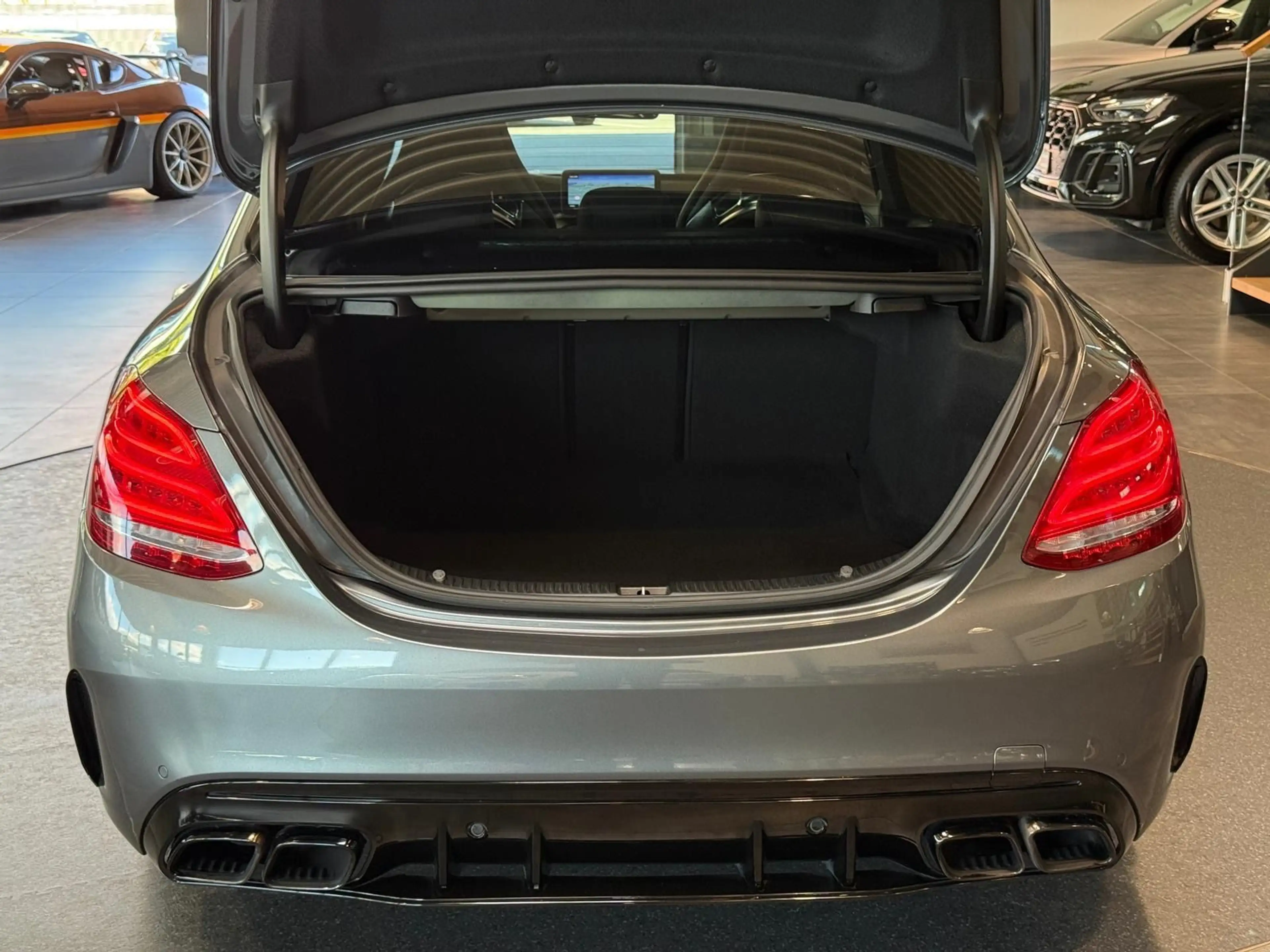 Mercedes-Benz C 63 AMG C 63 S AMG BURM./NIGHT/PANO/290 km/h/S-SITZE — photo 3