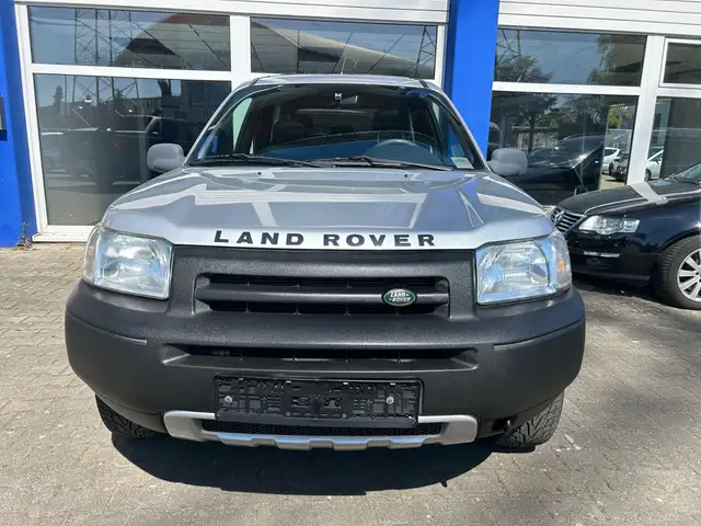 Land Rover Freelander V6 Hardback  4x4