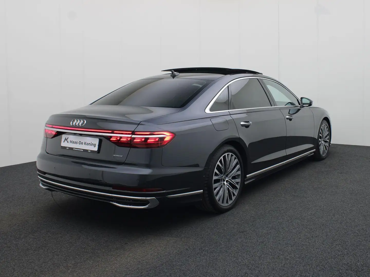 Audi A8 60 TFSIe 340kW/462PK quattro Lang Pro Line + · Pan Grau - 2