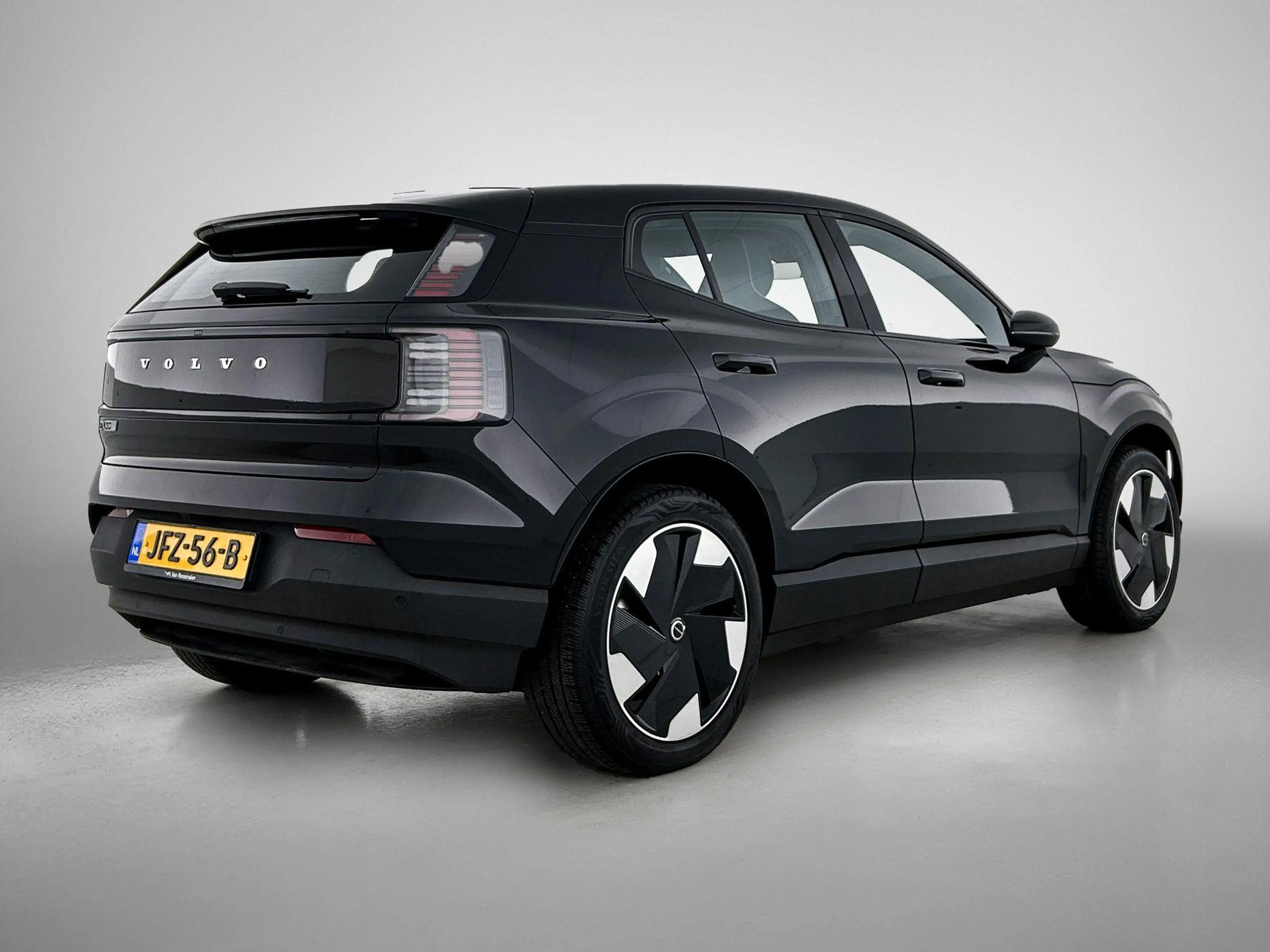 Volvo EX30 Single Motor Extended Range Plus 69 kWh | Stoelver — photo 4